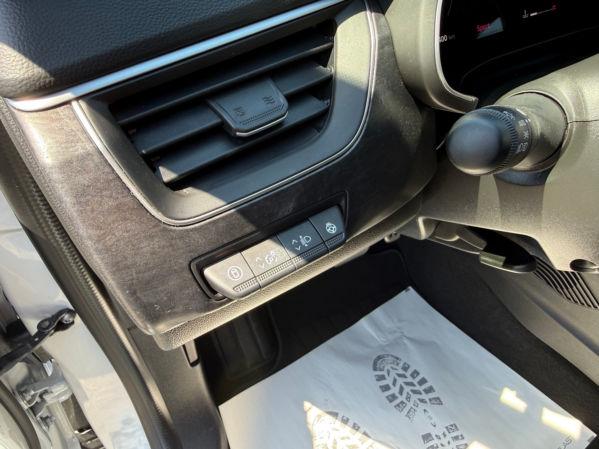 RENAULT Arkana 1.3 TCe Esprit Alpine EDC-image-16