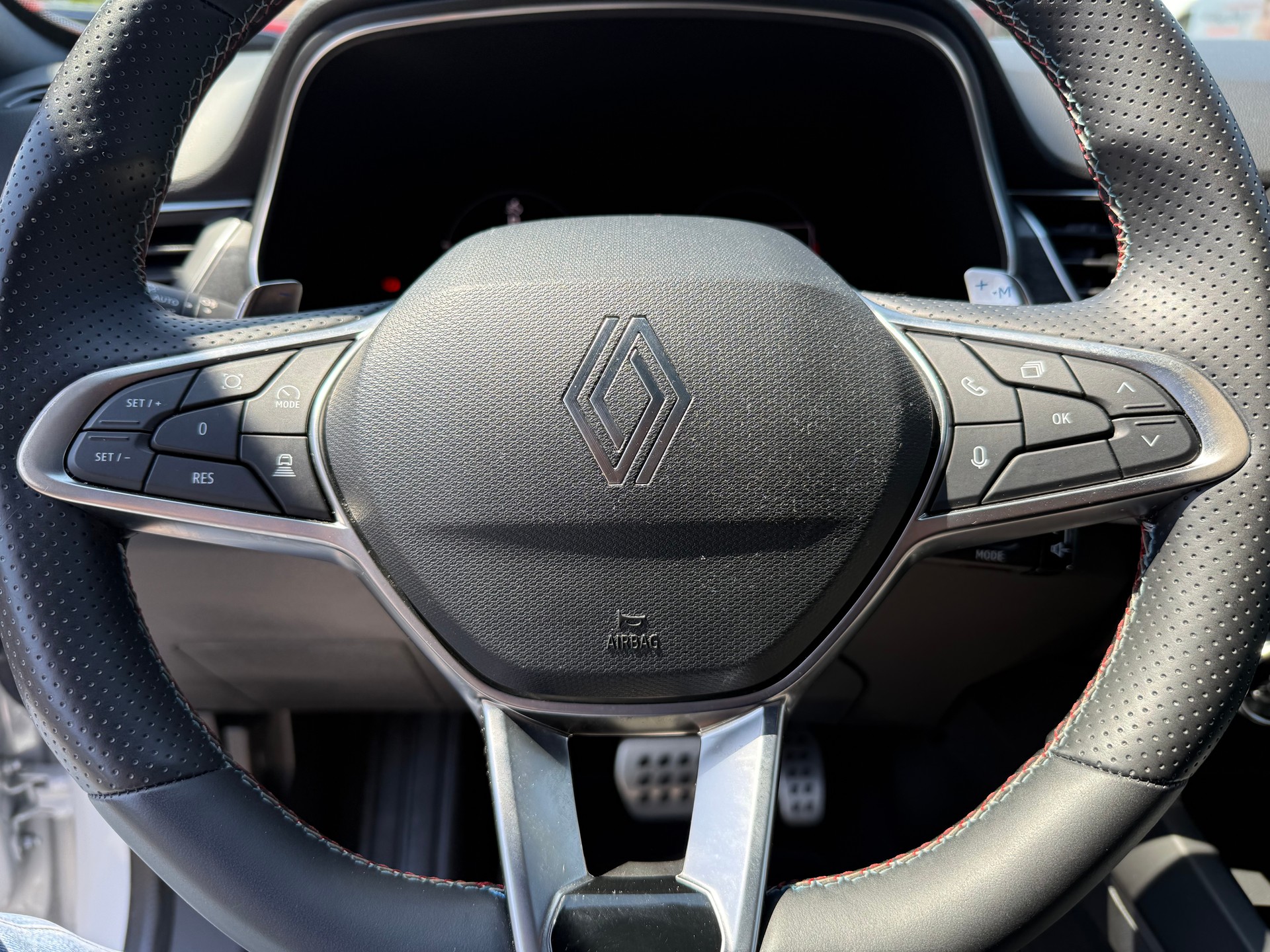 RENAULT Arkana 1.3 TCe Esprit Alpine EDC-image-14