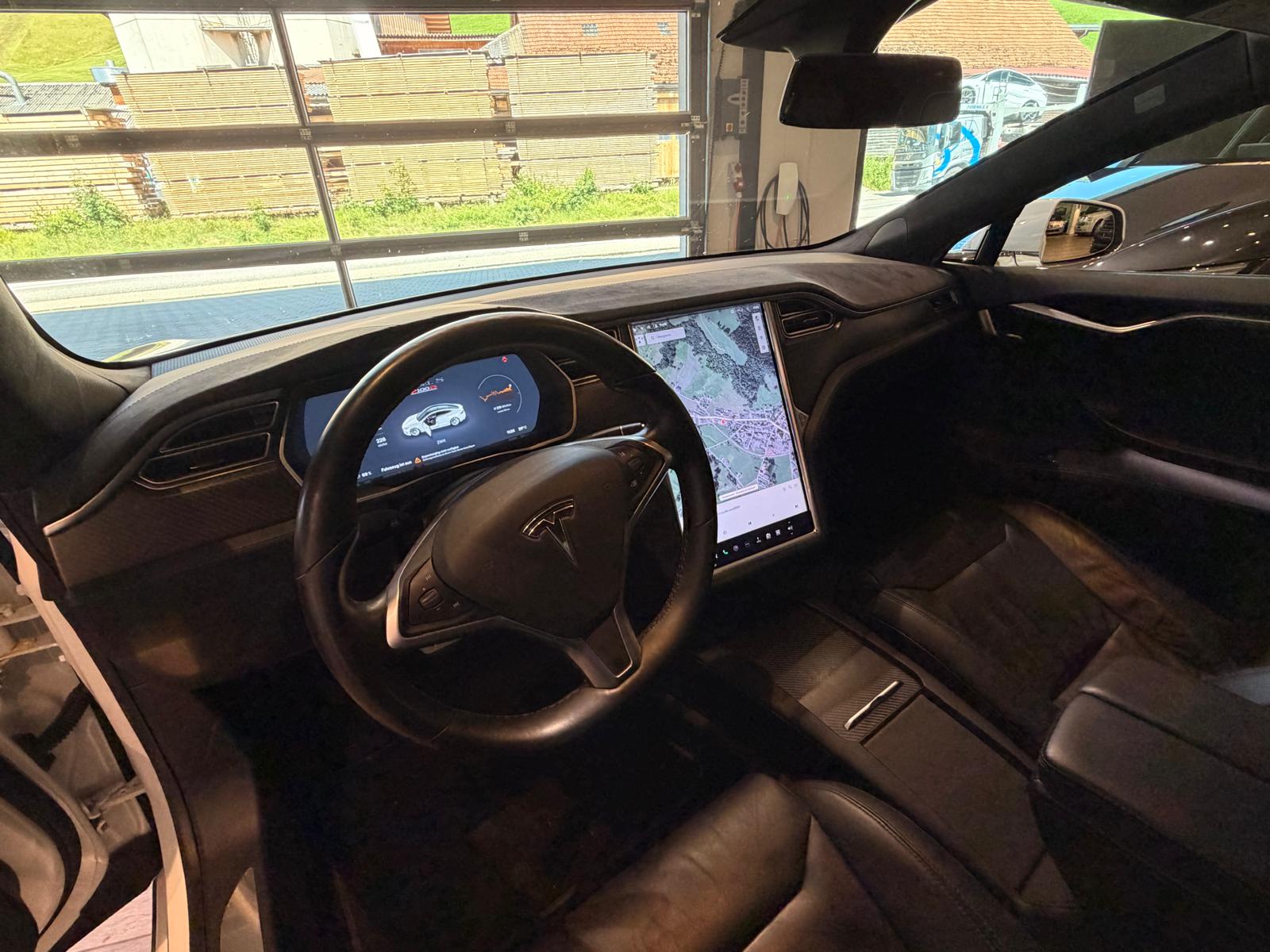 TESLA Model S 100 D Performance-image-8