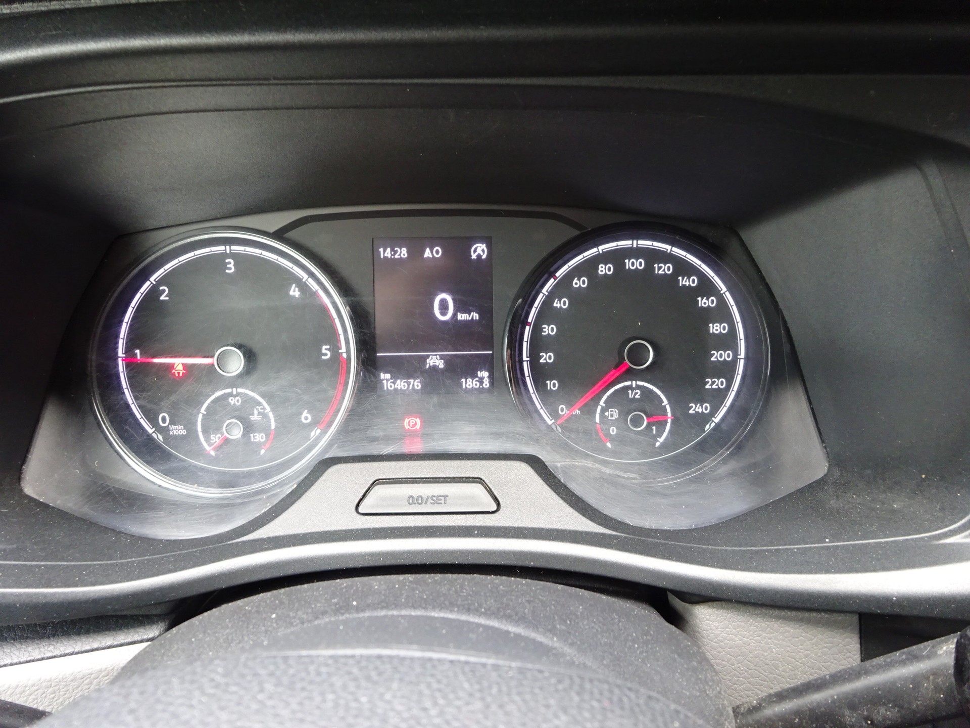 VW T6.1 2.0 TDI 4Motion-image-11