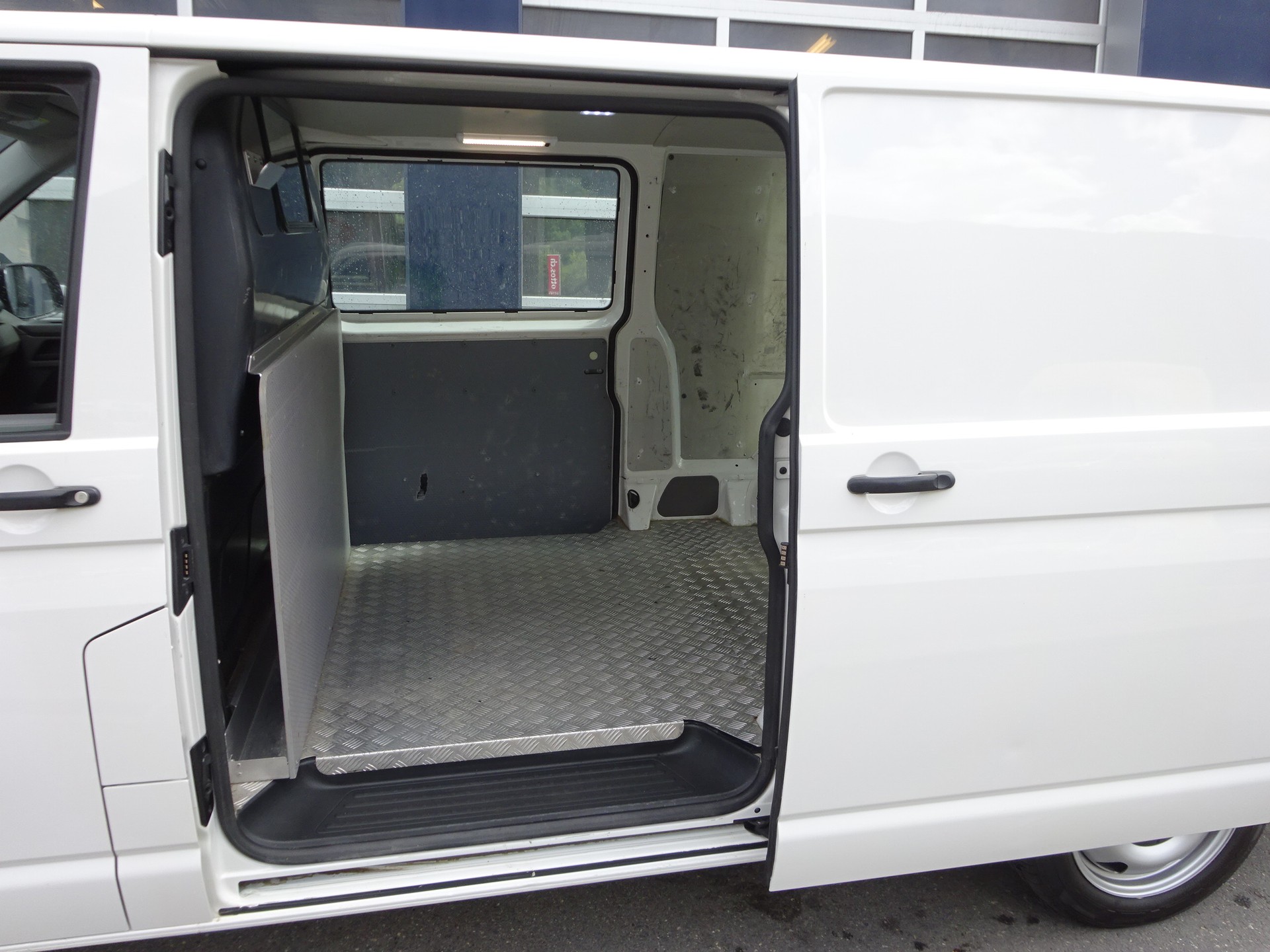 VW T6.1 2.0 TDI 4Motion-image-20