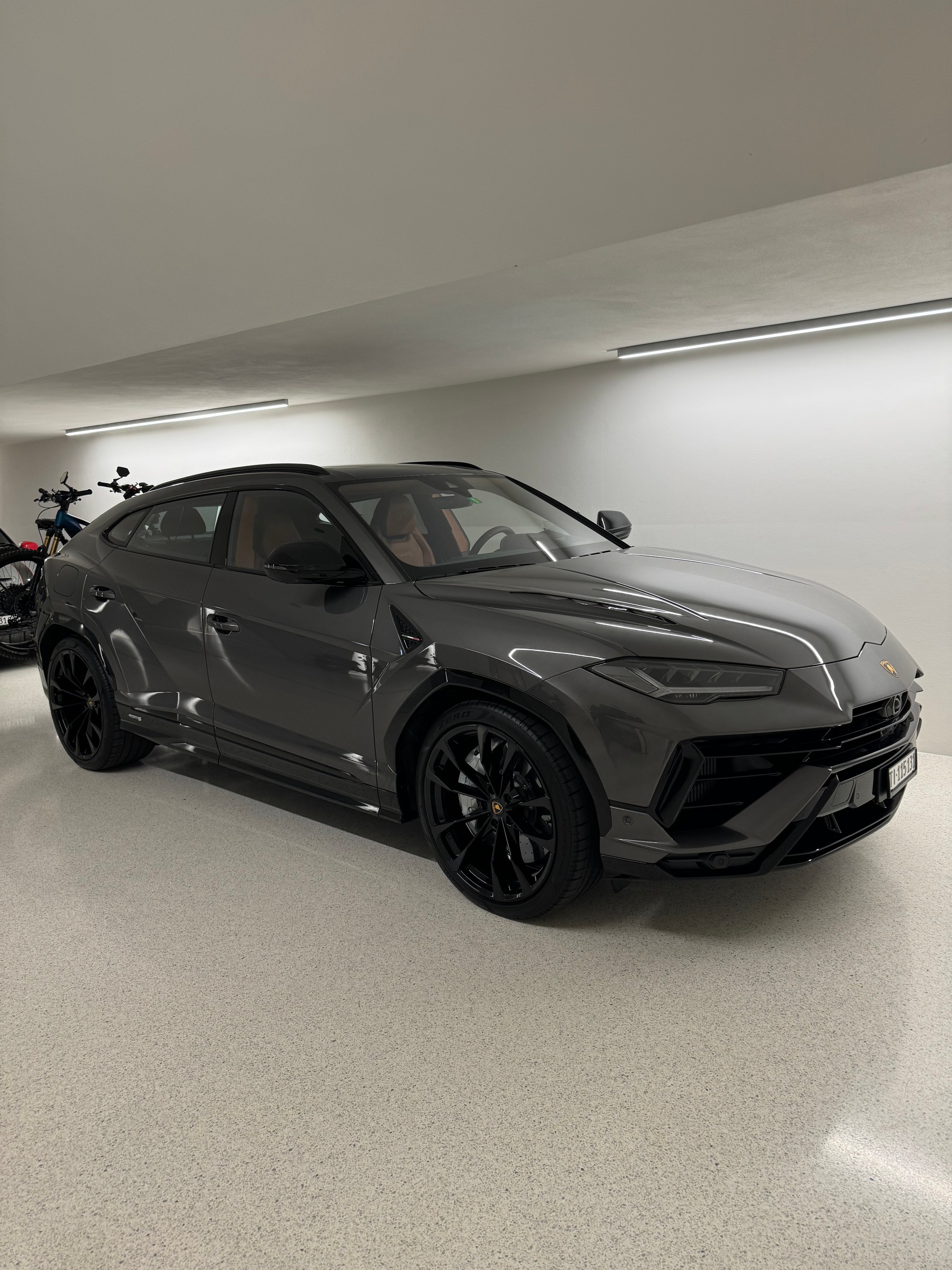 LAMBORGHINI 4.0 S-image-1