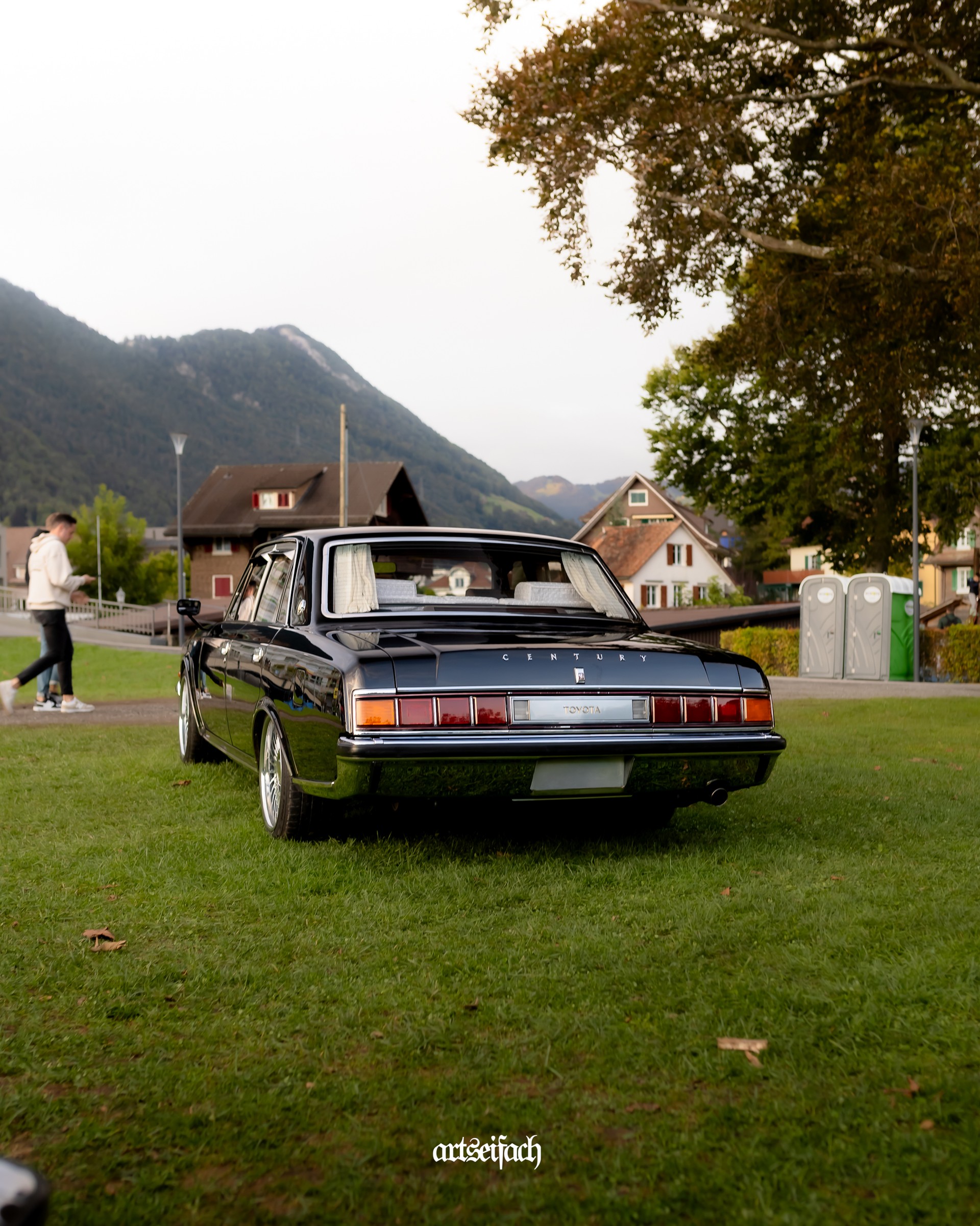 TOYOTA Century VG40-image-4