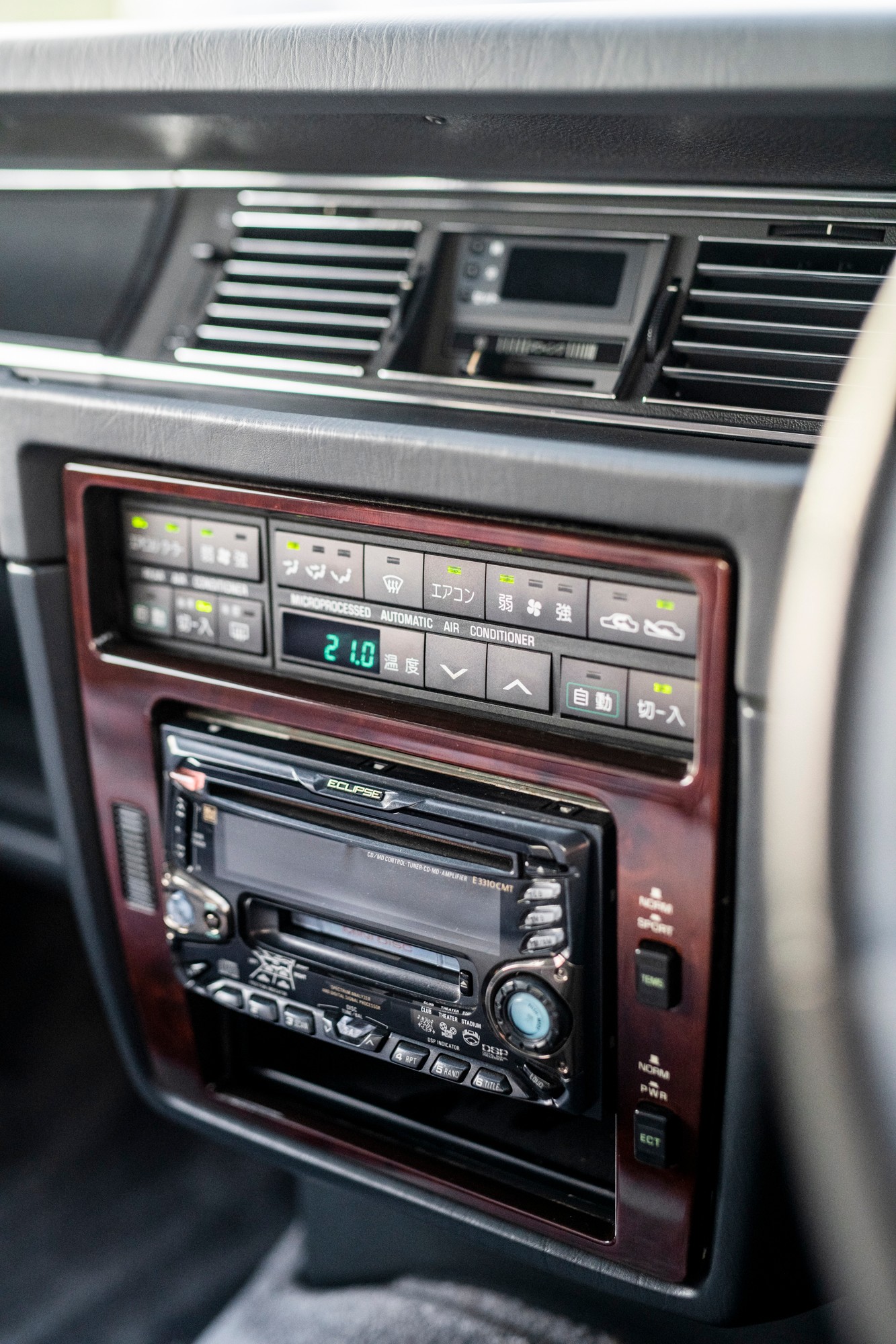 TOYOTA Century VG40-image-8