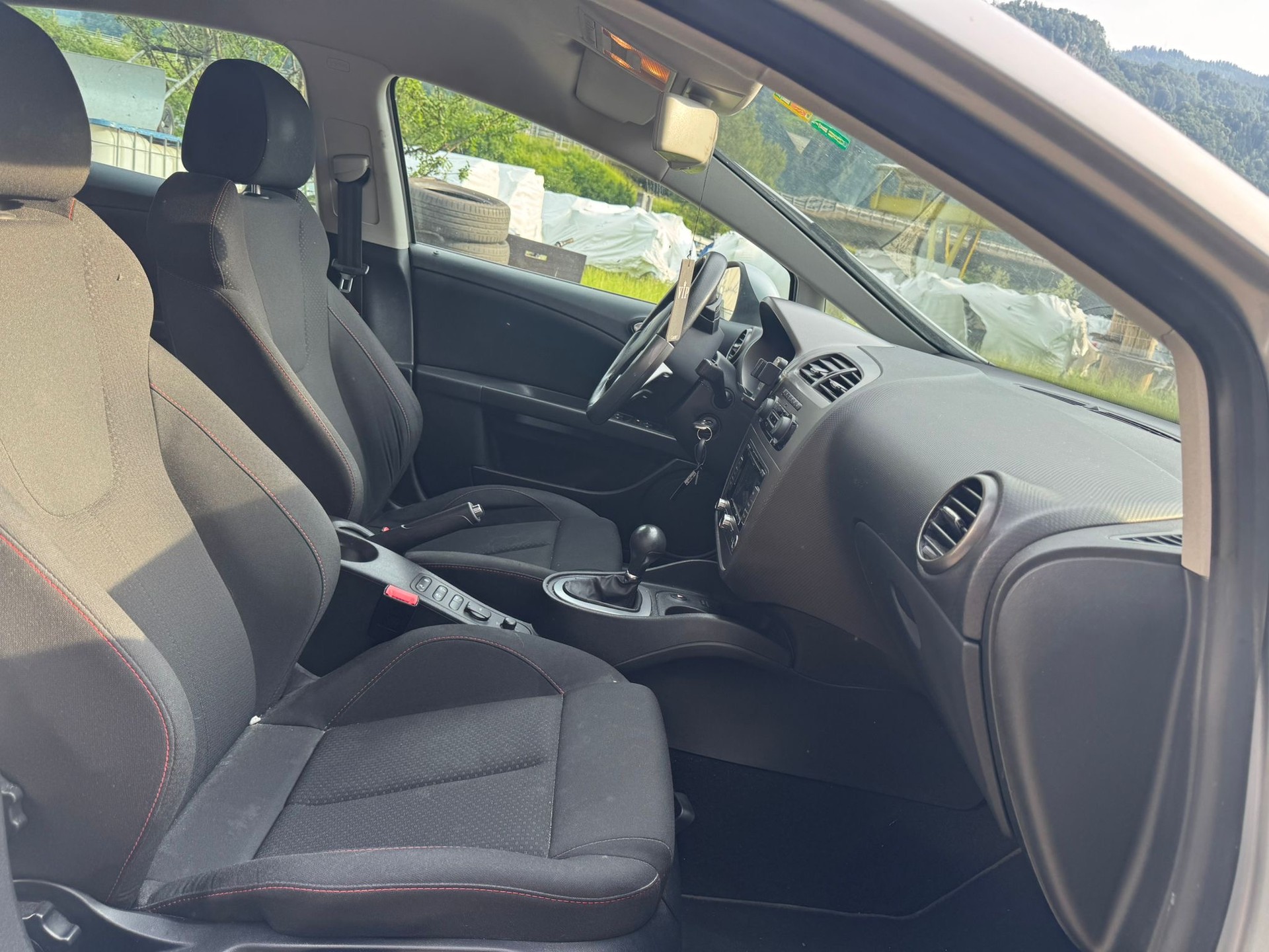 SEAT Leon 1.8 TSI FR Advantage DSG-image-12