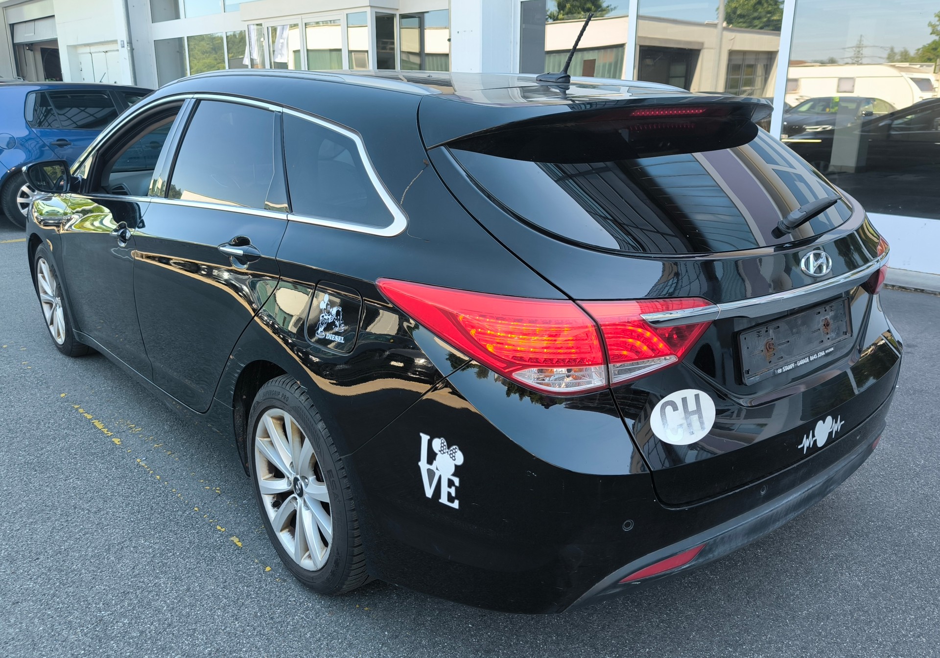 HYUNDAI i40 Wagon 1.7 CRDI Premium Automatic-image-4