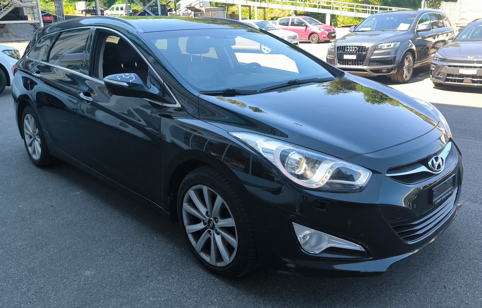 HYUNDAI i40 Wagon 1.7 CRDI Premium Automatic-image-1