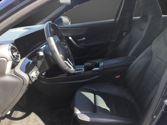MERCEDES-BENZ A 180-image-6