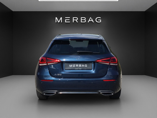 MERCEDES-BENZ A 180-image-4