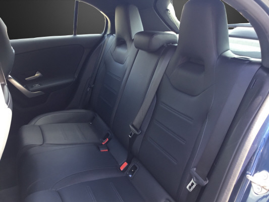 MERCEDES-BENZ A 180-image-10