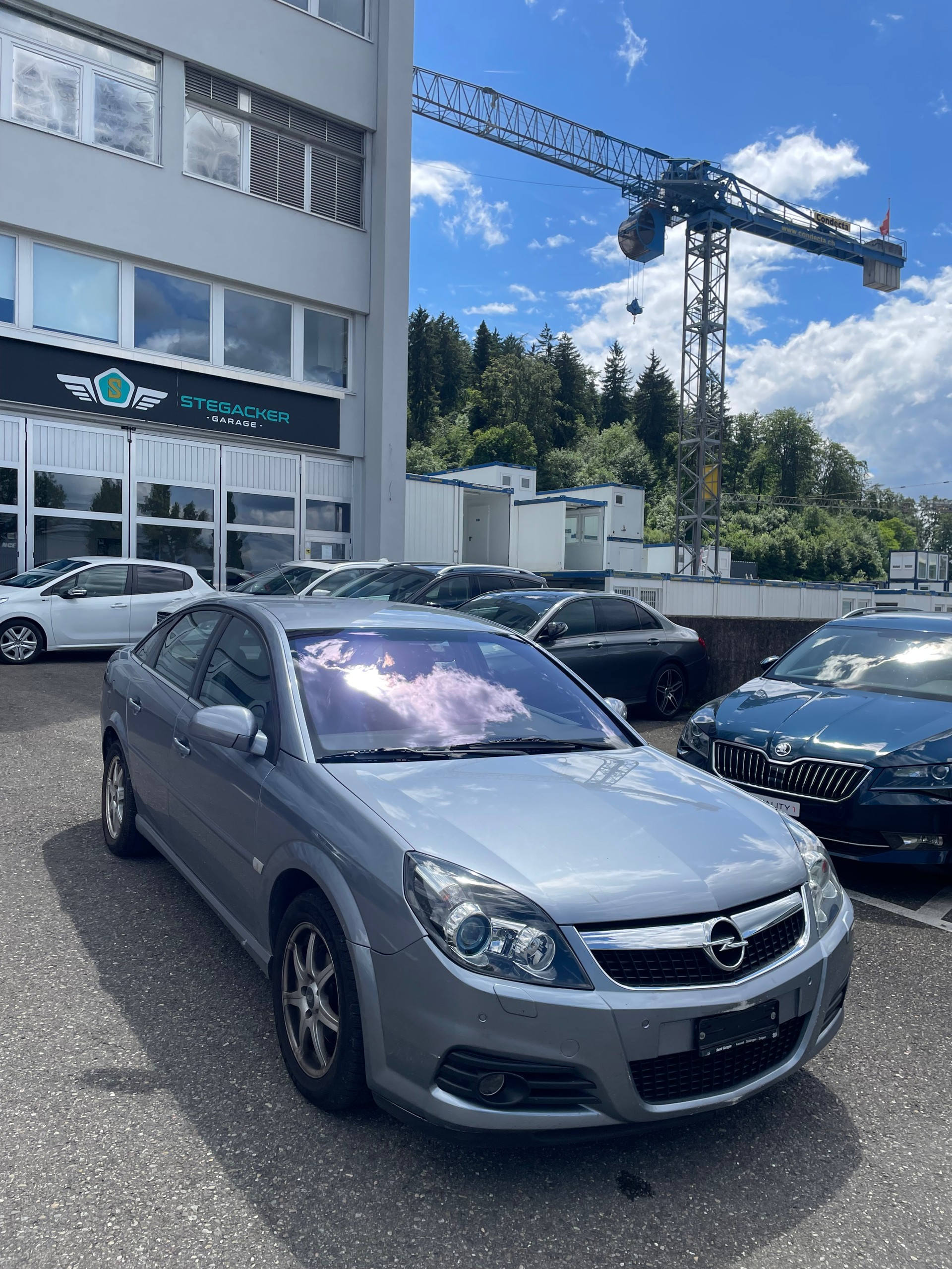 OPEL Vectra 1.9 CDTi 16V Diamond Automatic-image-1