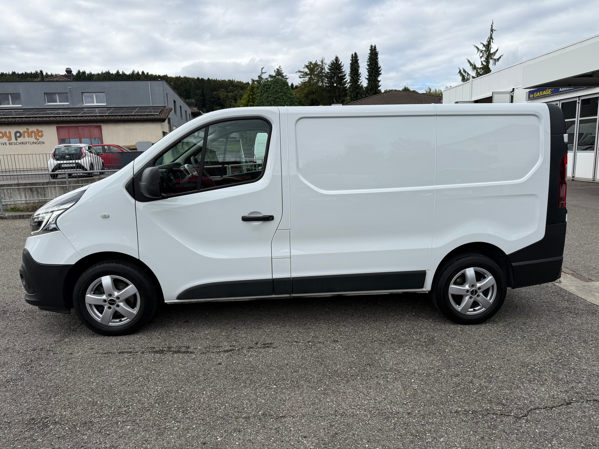 RENAULT Trafic 2.0 Energy dCi 120 3.5t Business L1H1-image-2