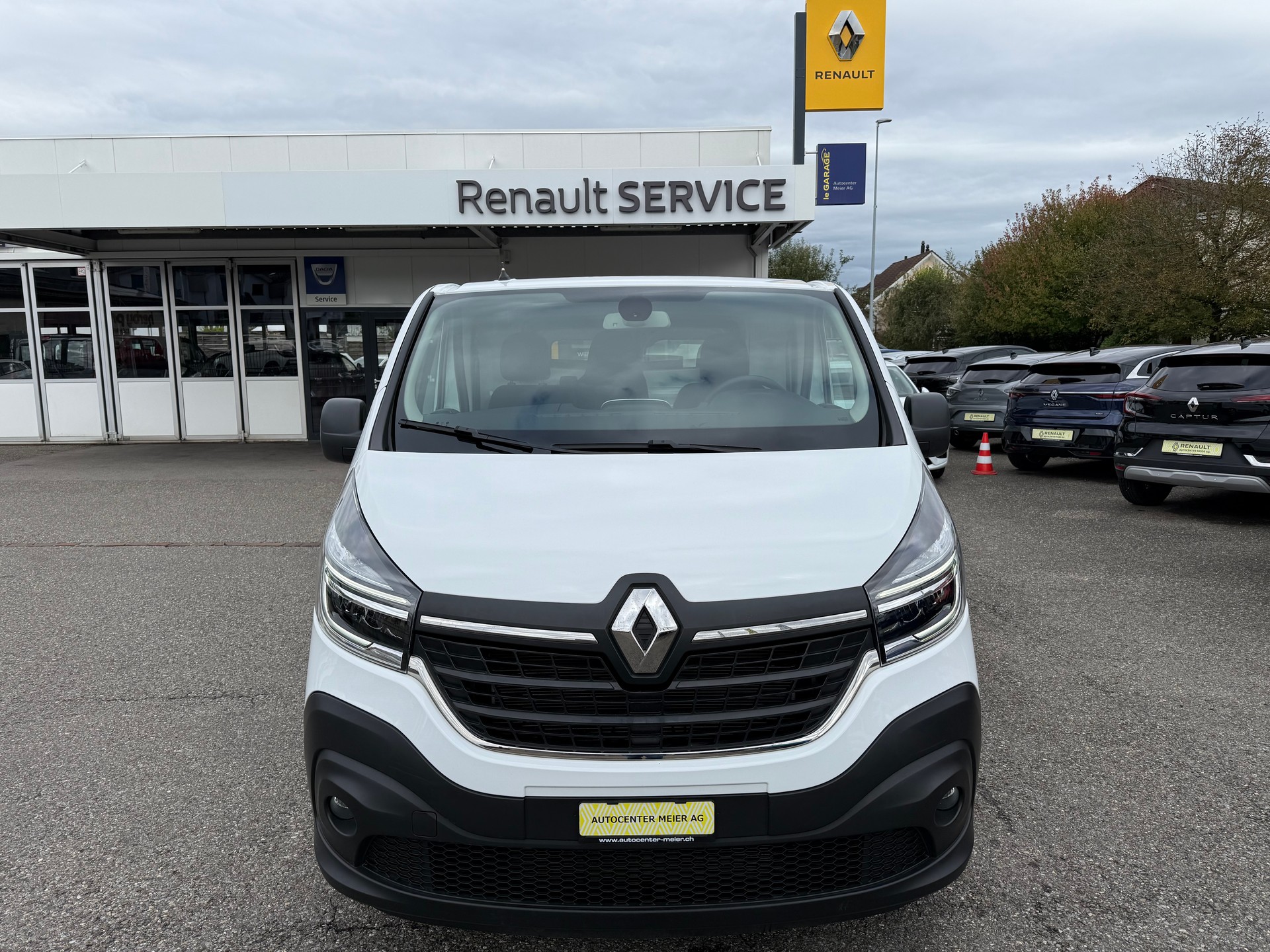 RENAULT Trafic 2.0 Energy dCi 120 3.5t Business L1H1-image-0
