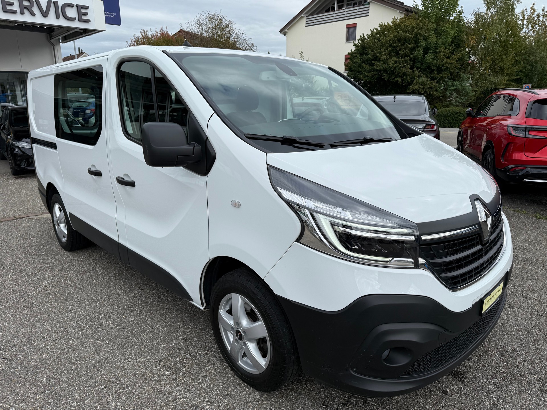 RENAULT Trafic 2.0 Energy dCi 120 3.5t Business L1H1-image-7