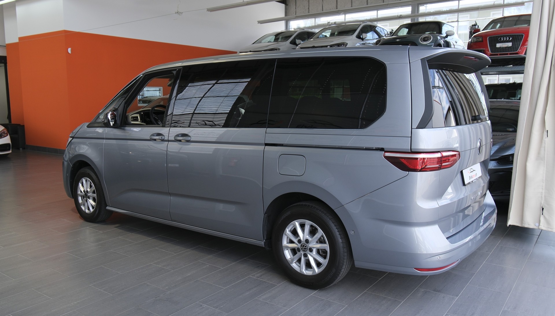 VW Multivan 2.0 TDI Life DSG Lang " 8 Sitzplätze "-image-13