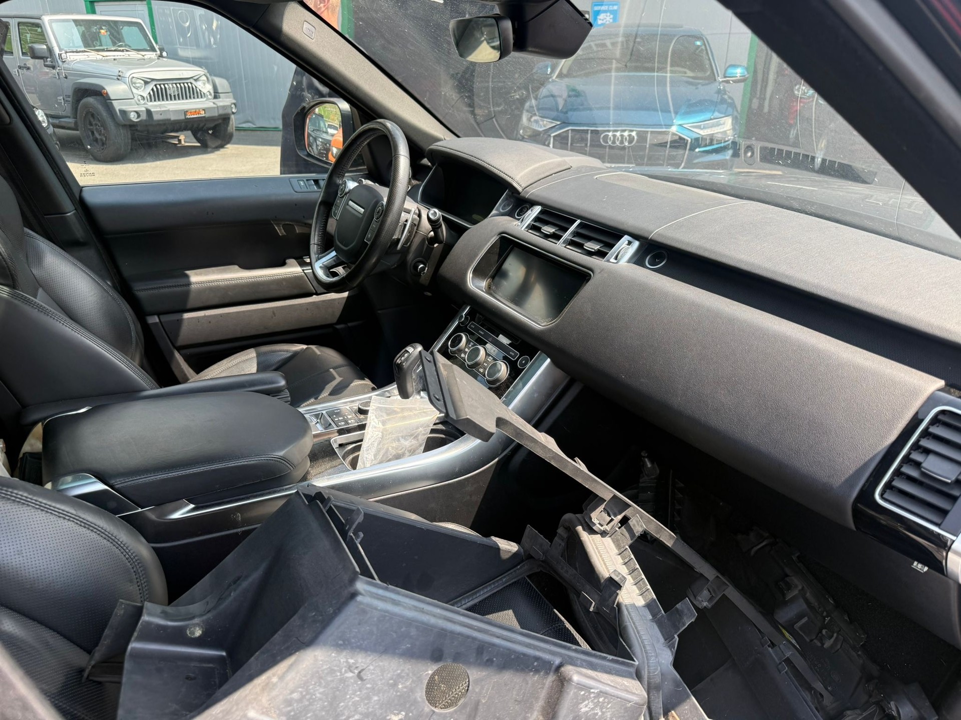 LAND ROVER Range Rover Sport 3.0 V6 SC HSE Dynamic Automatic-image-1