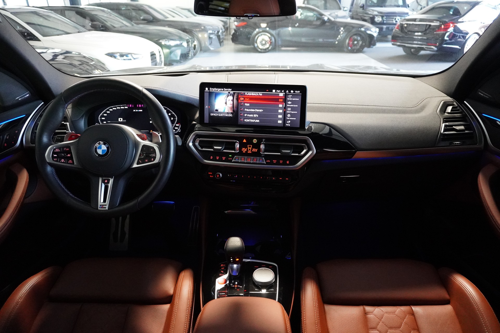 BMW X3 xDrive M Competition Steptronic // BMW SONDERLACKIERUNG GRIGIO TELESTO // AHK // AKRAPOVIC //-image-6