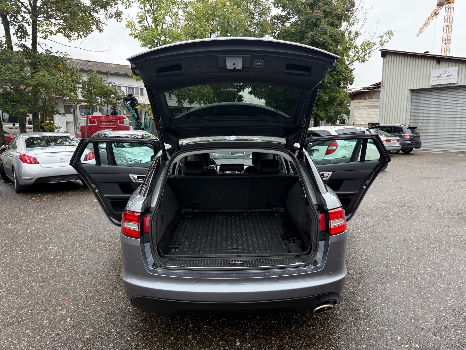 JAGUAR XF Sportbrake 2.2d Luxury-image-11