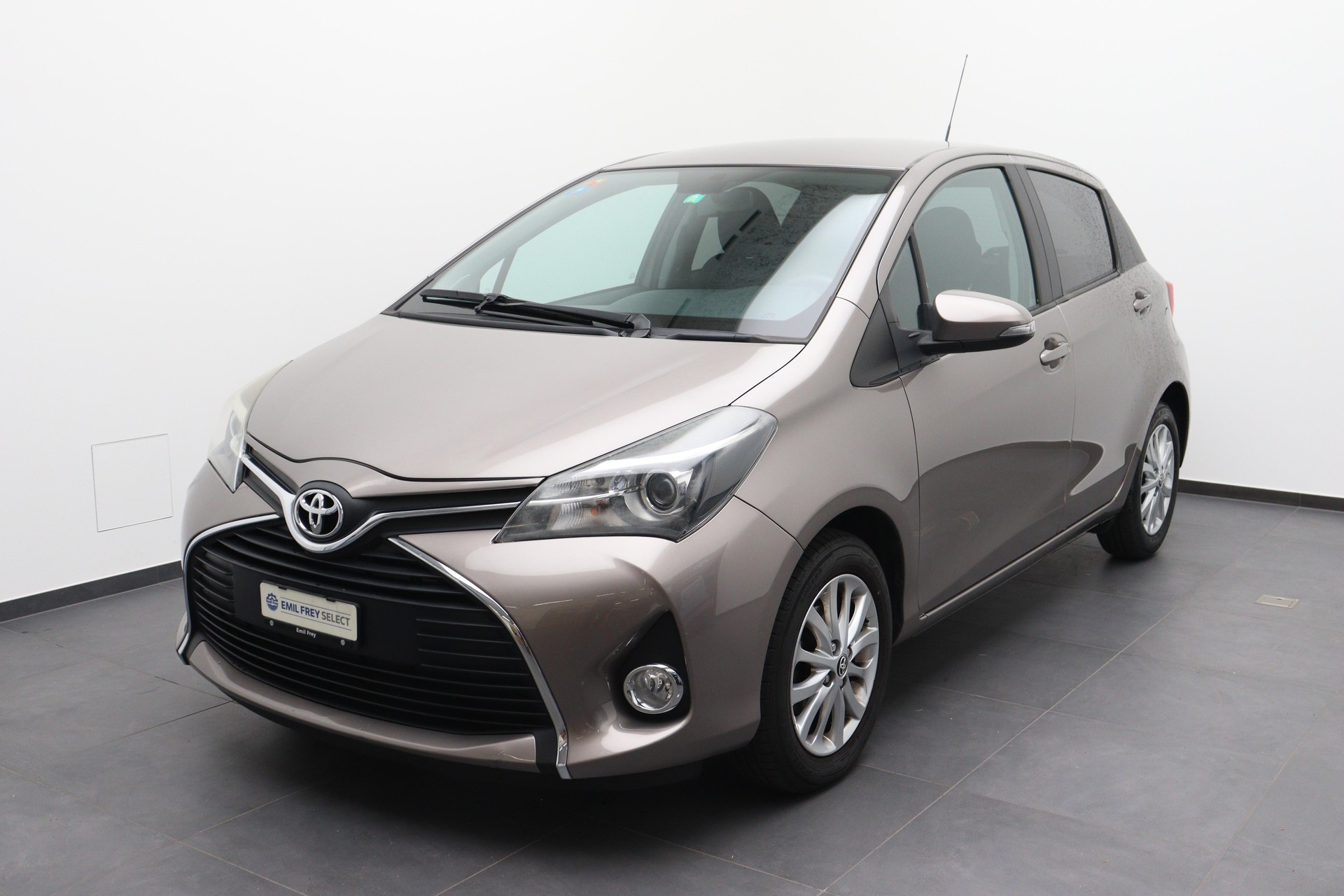 TOYOTA Yaris 1.33 VVT-i Trend-image-0