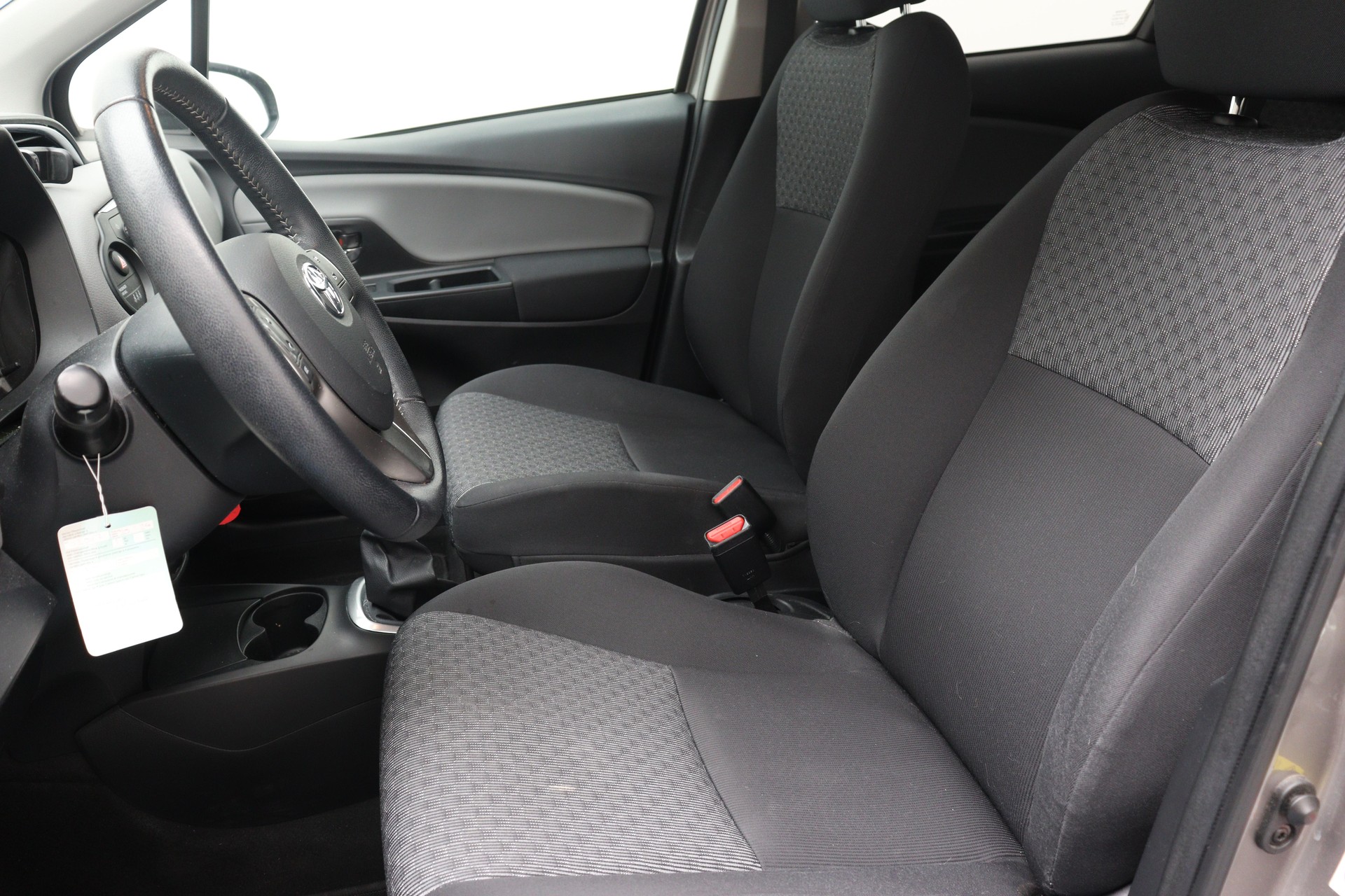 TOYOTA Yaris 1.33 VVT-i Trend-image-5