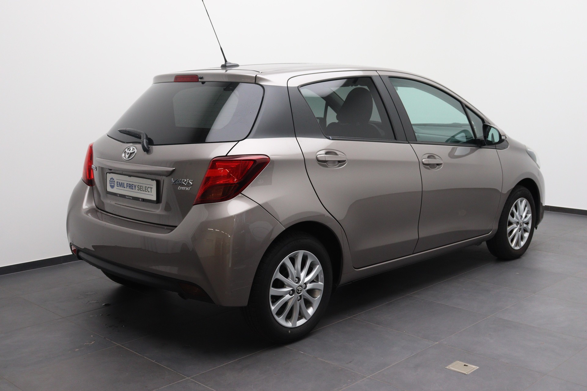 TOYOTA Yaris 1.33 VVT-i Trend-image-3