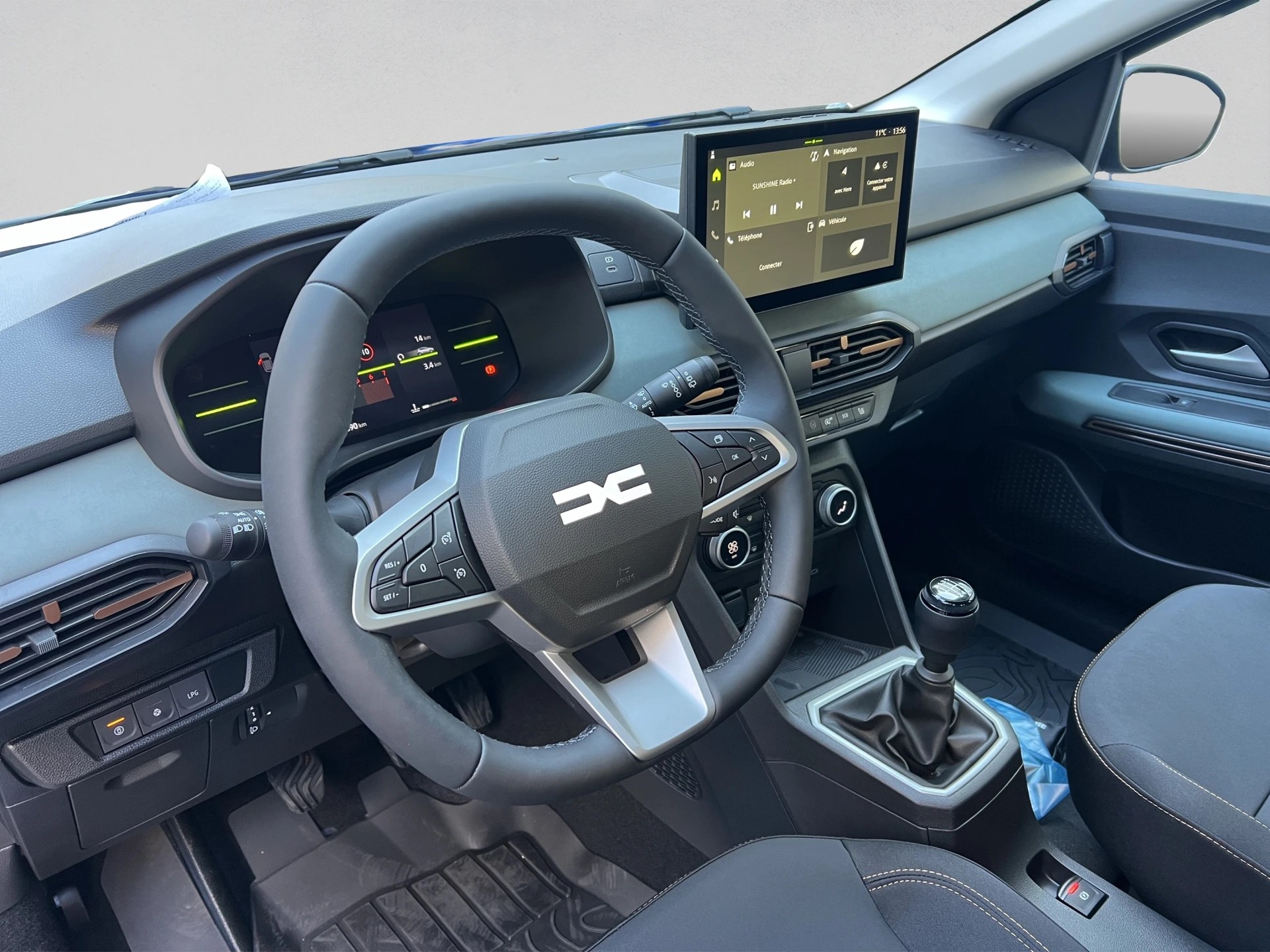 DACIA Sandero Stepway TCe 110 Extreme-image-9