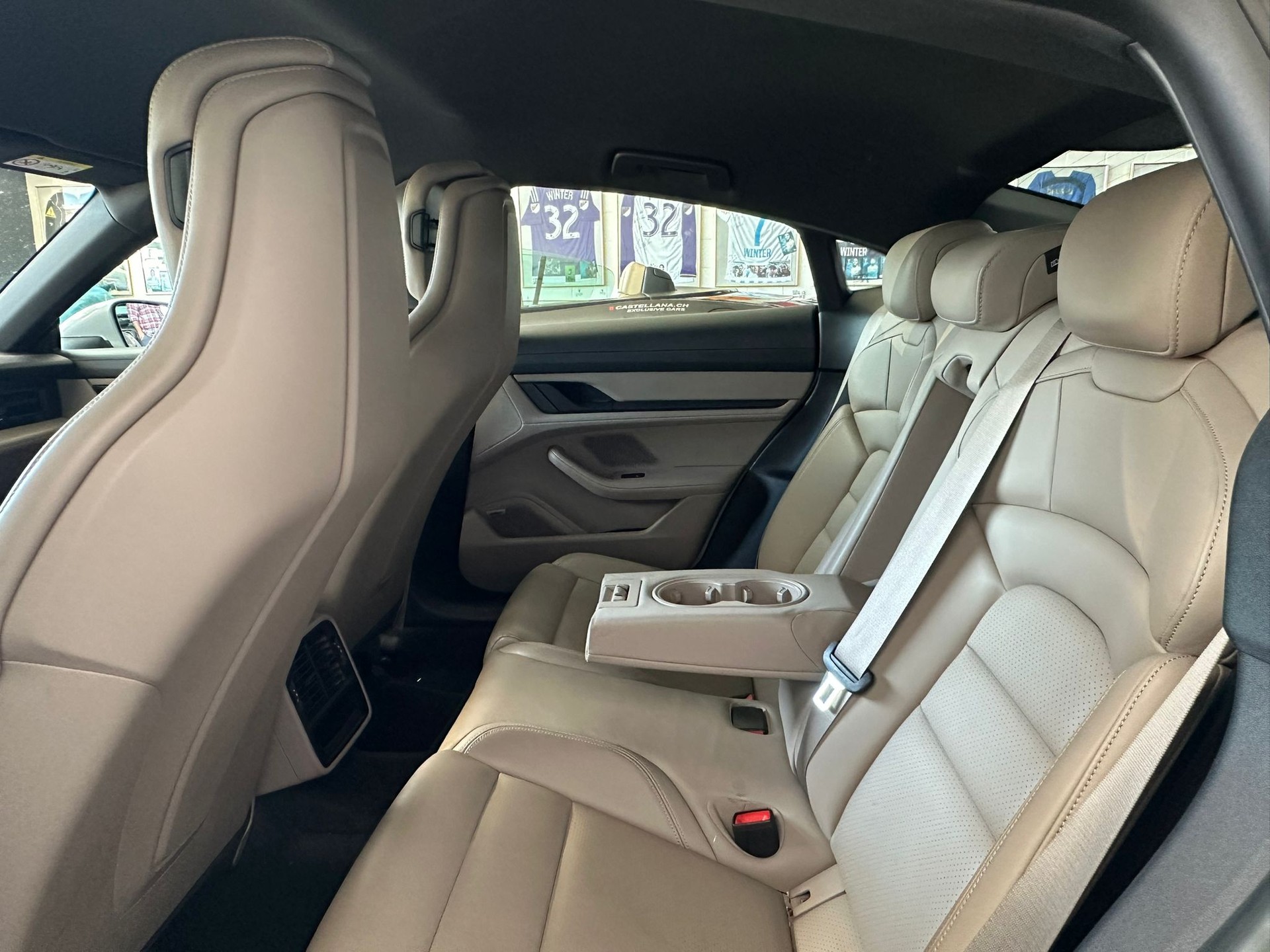 PORSCHE Taycan Sport Turismo Performance Plus 93,4kWh-image-7