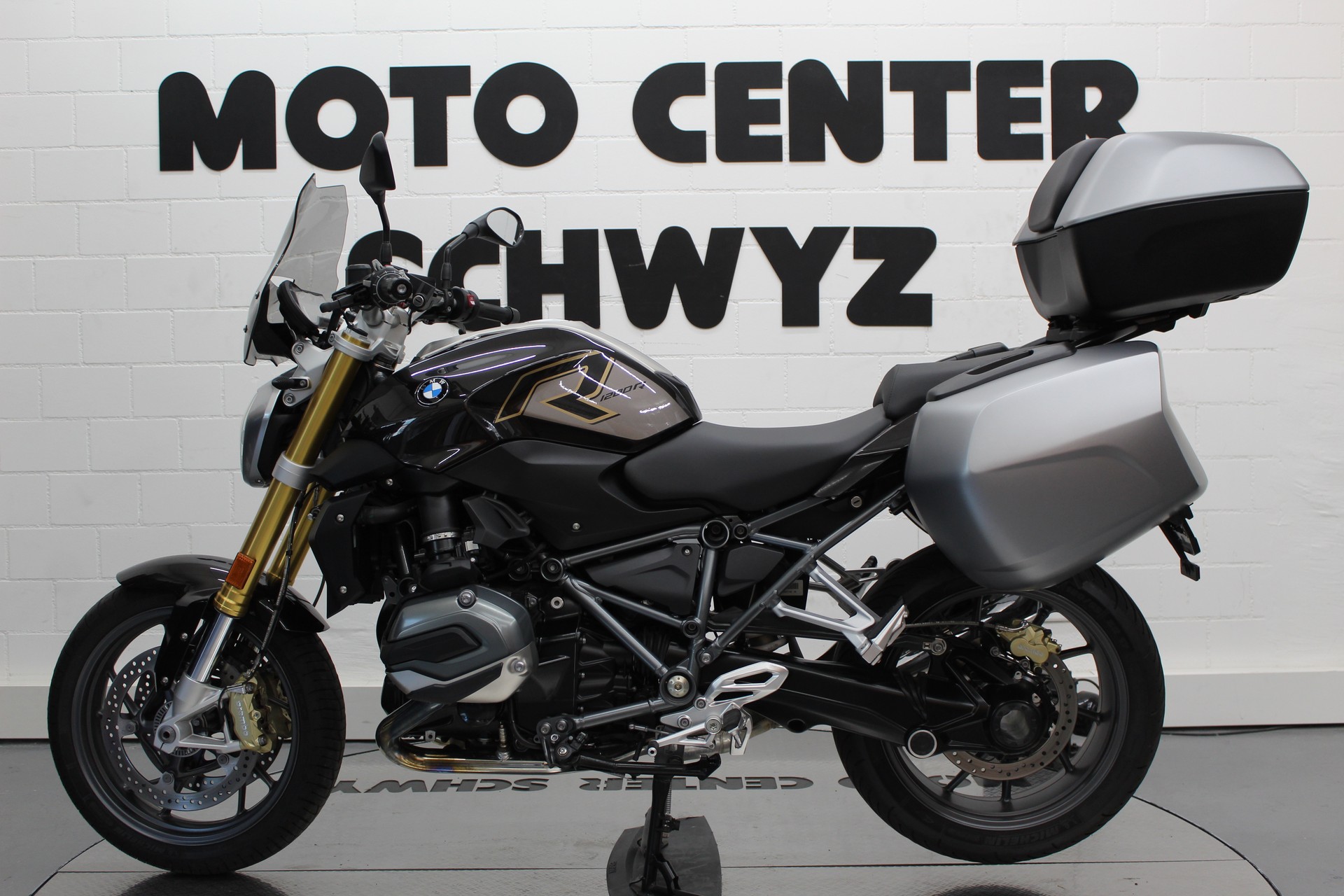 BMW R 1200 R ABS-showroom-element-3