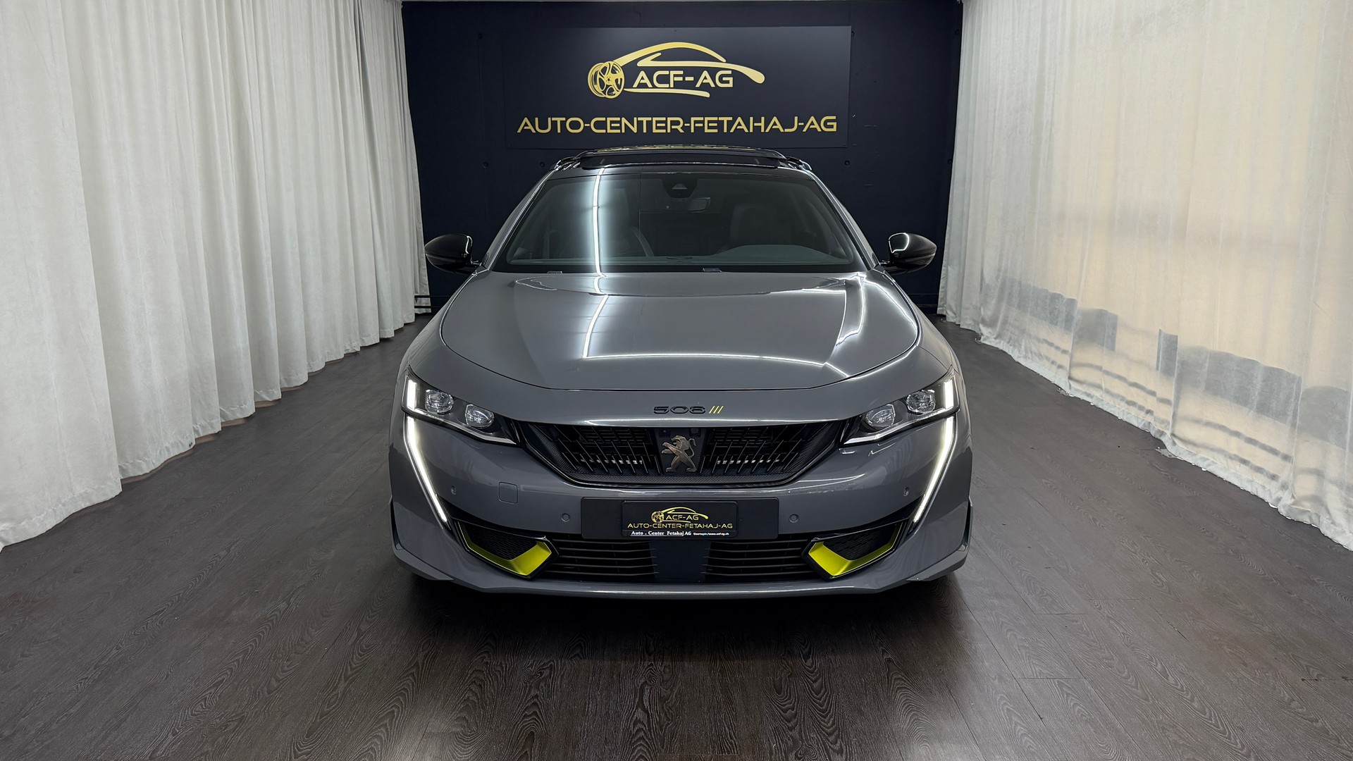 PEUGEOT 508 SW Hybrid4 360 e Sport Engineered-showroom-element-1