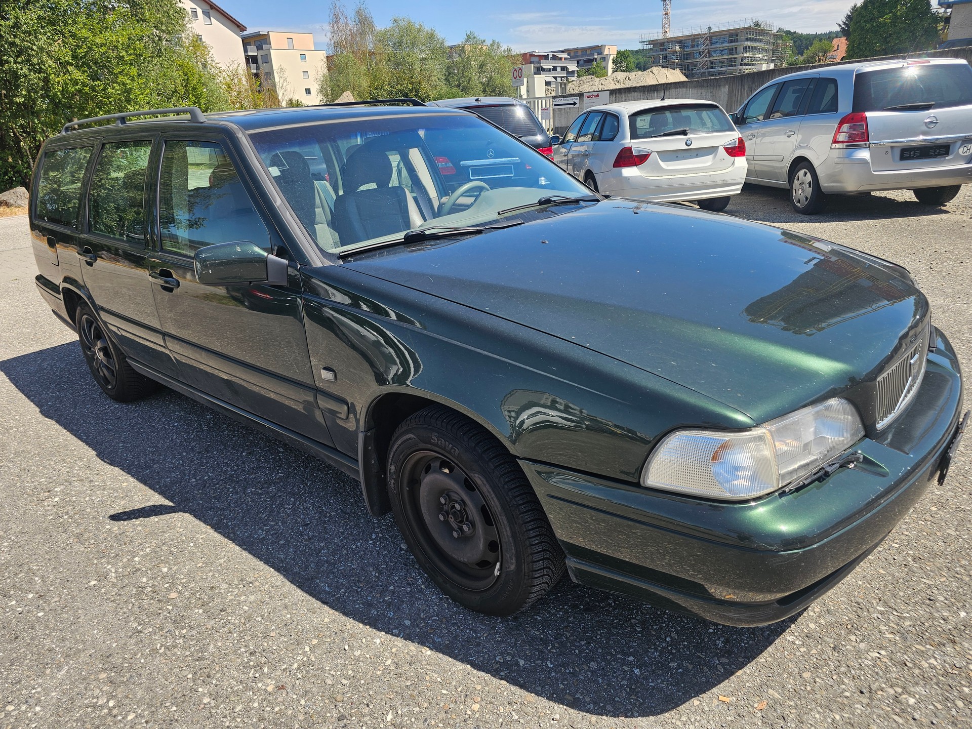 VOLVO V70 2.0-image-1