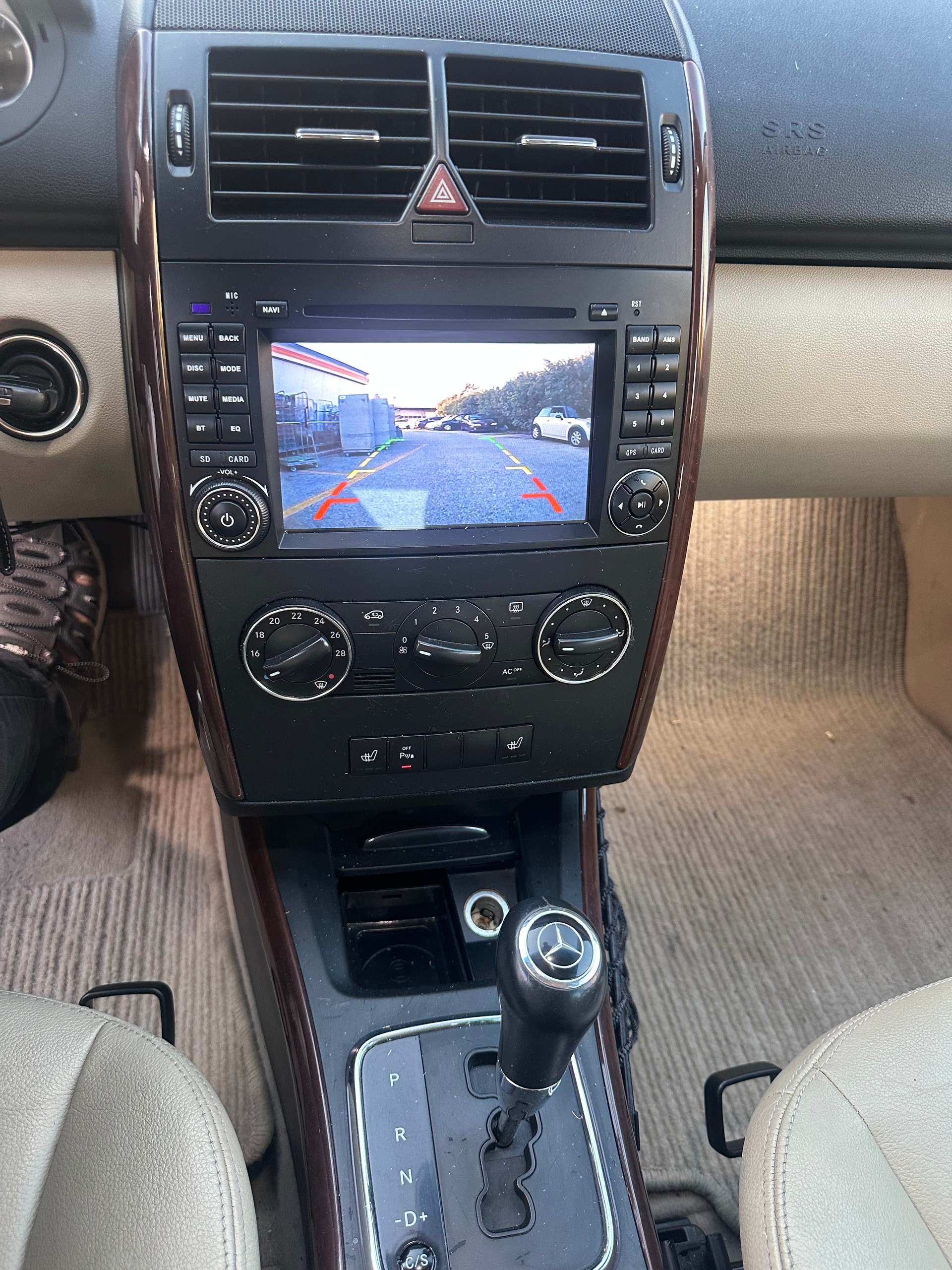 MERCEDES-BENZ-image-6