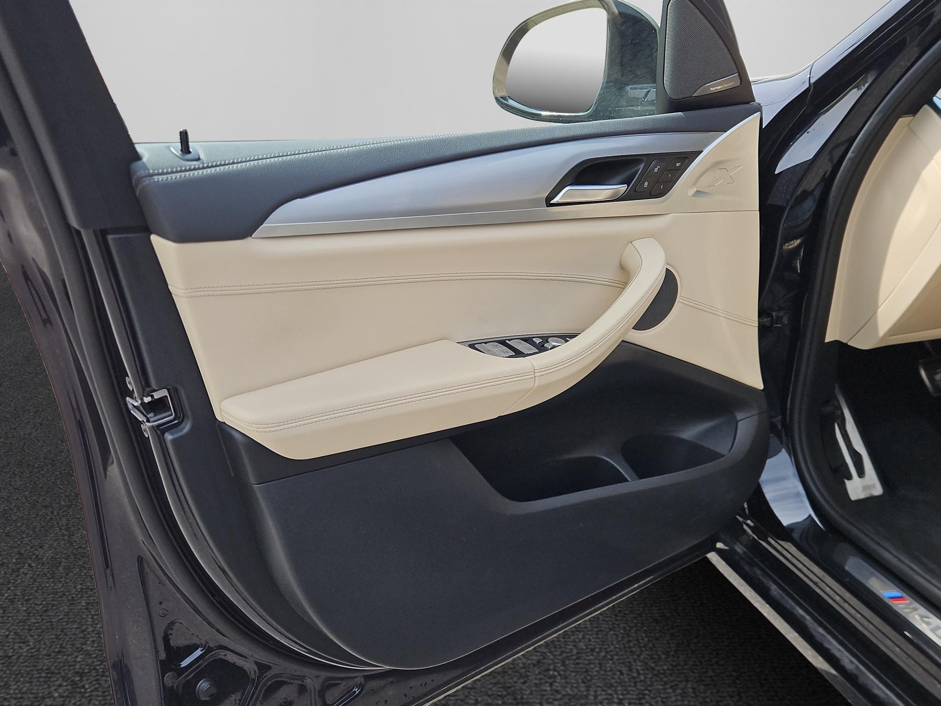 BMW X3 M40d Individual Steptronic-image-9