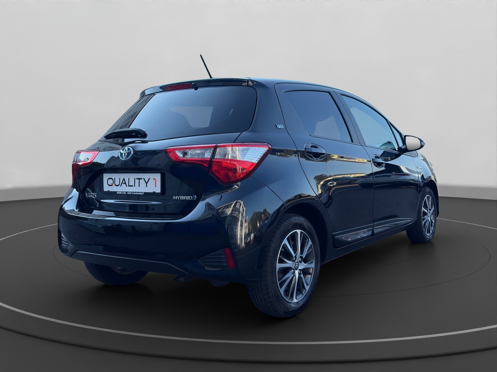 TOYOTA YARIS Style Hybrid-image-4