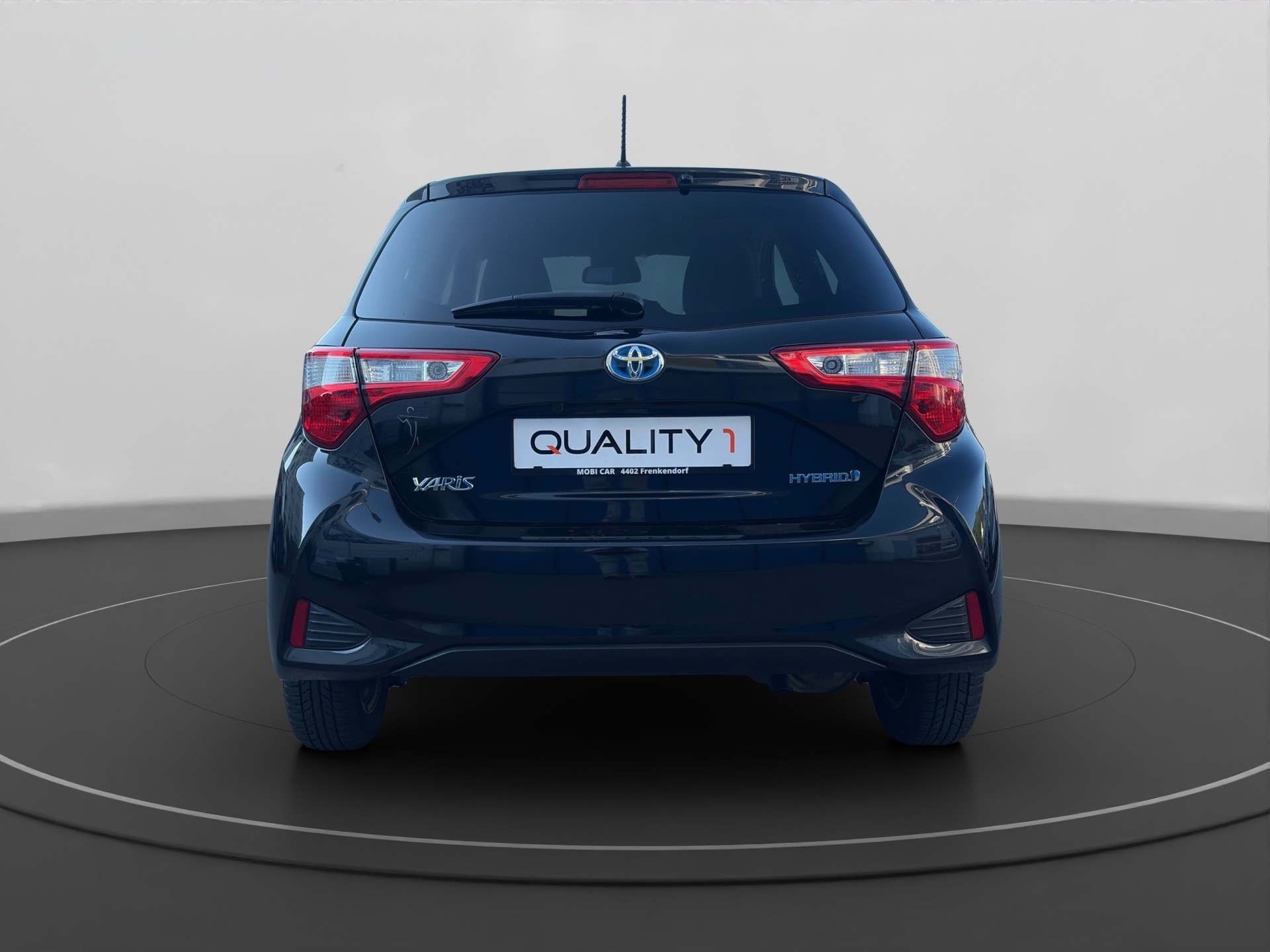 TOYOTA YARIS Style Hybrid-image-3