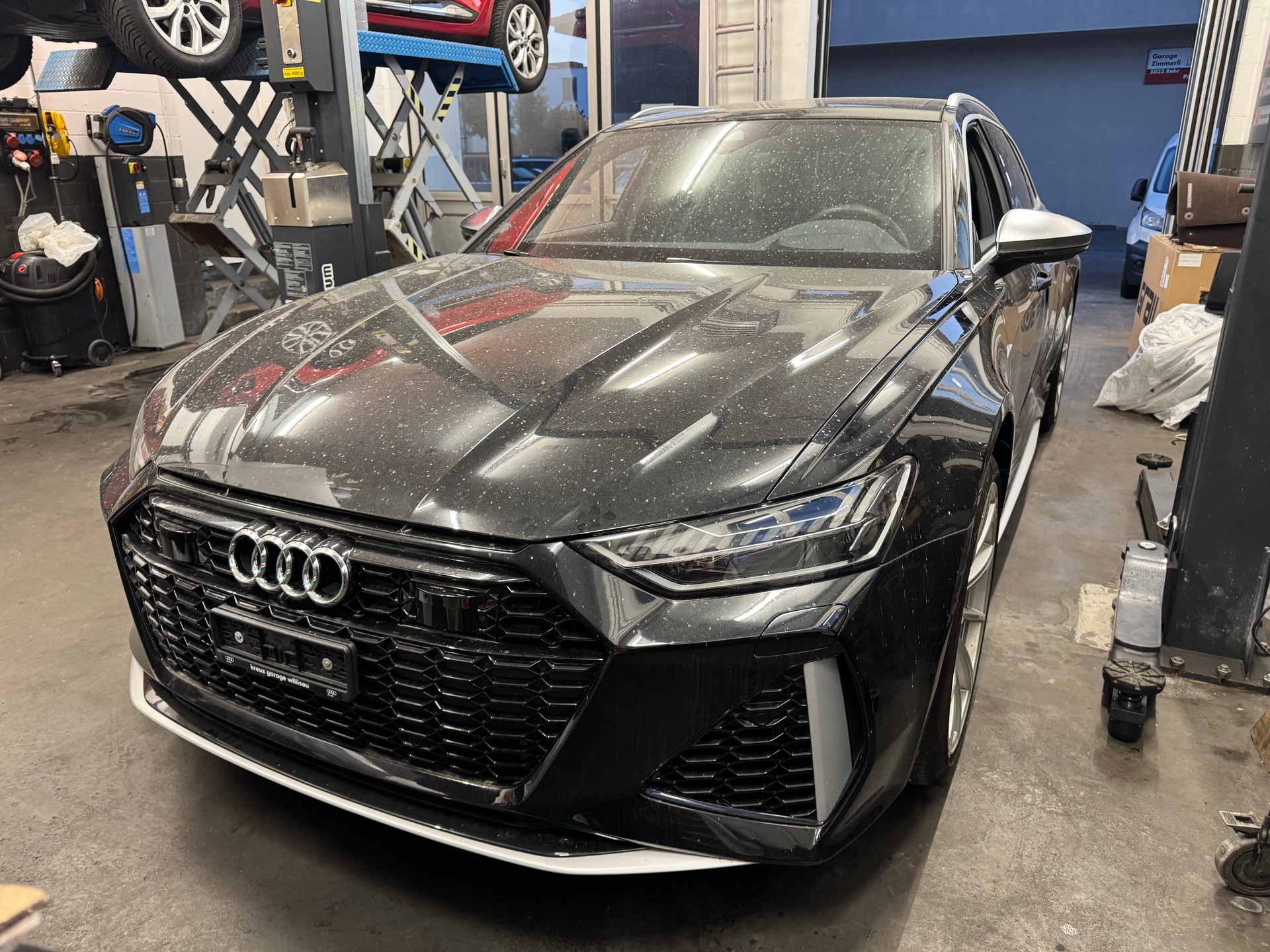 AUDI RS6 Avant 4.0 TFSI V8 quattro-image-7