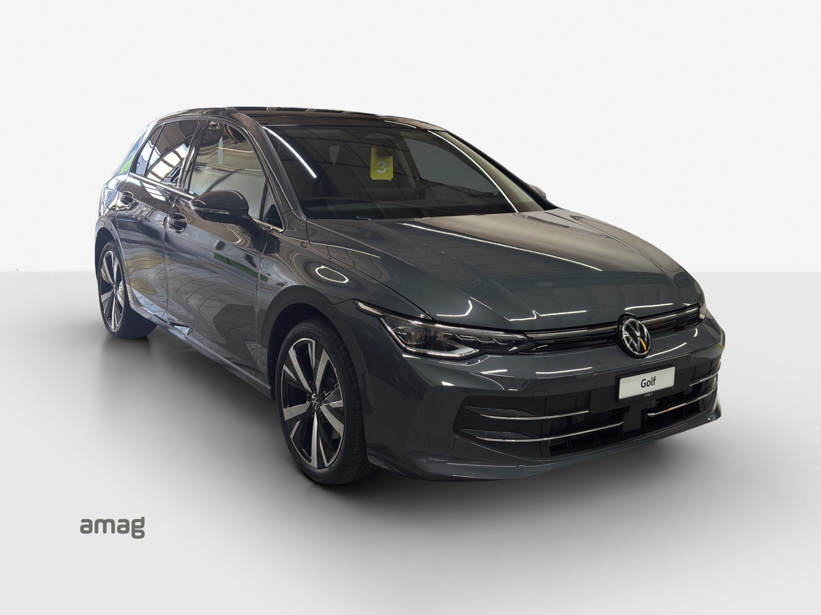 VW Golf 1.5 TSI PHEV Style-image-5