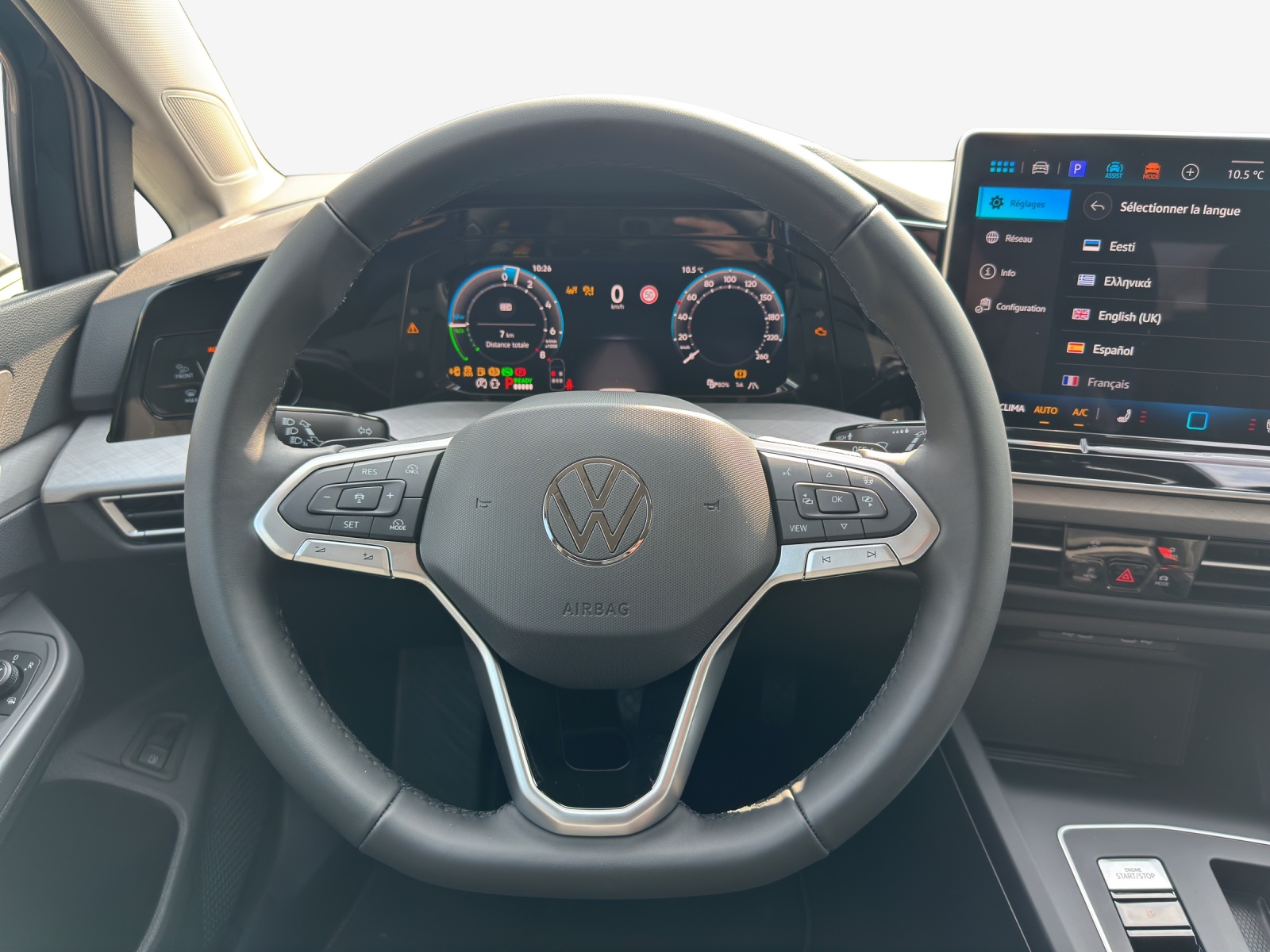 VW Golf 1.5 TSI PHEV Style-image-9