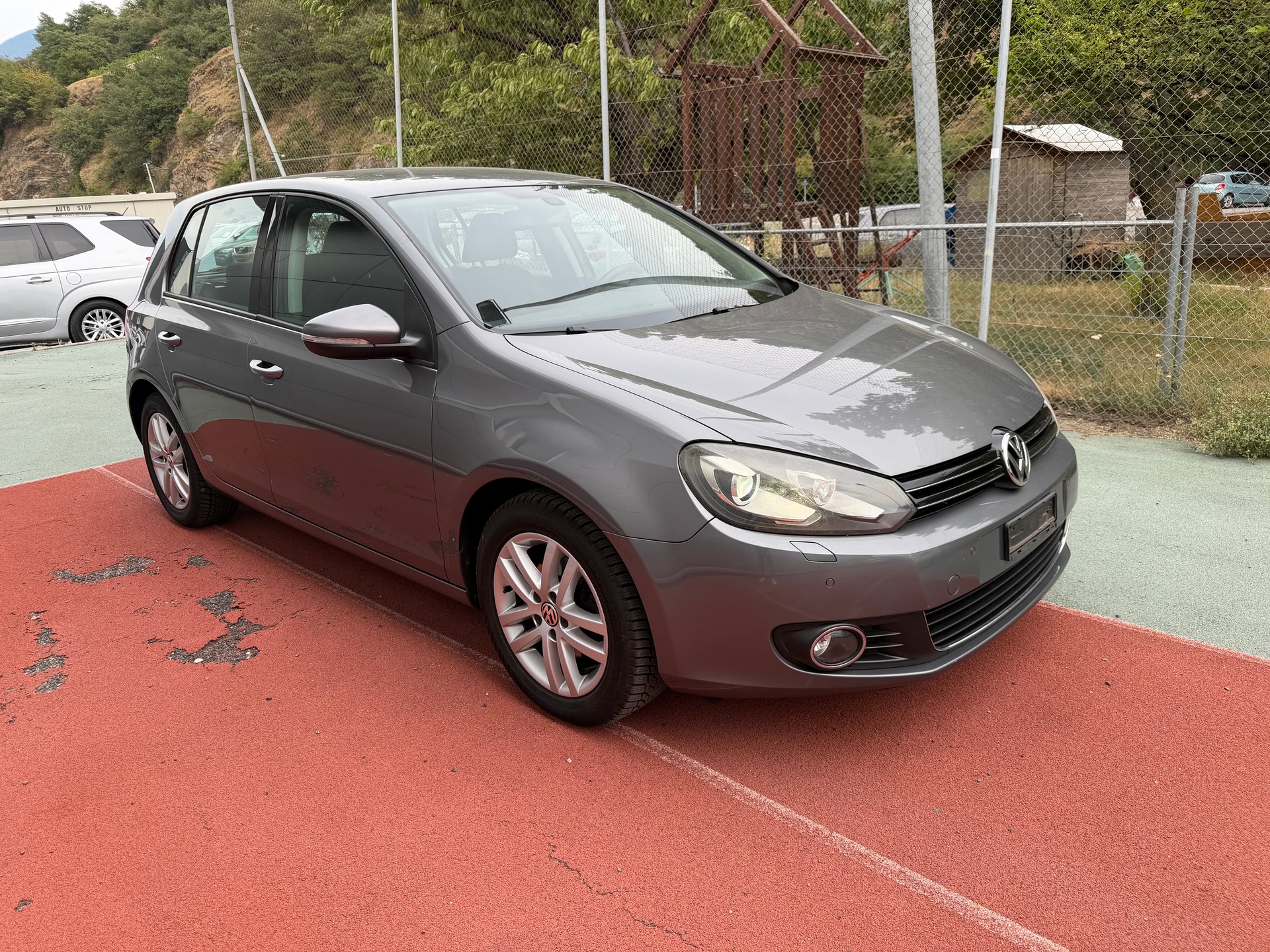 VW Golf 1.4 TSI Trendline-image-1