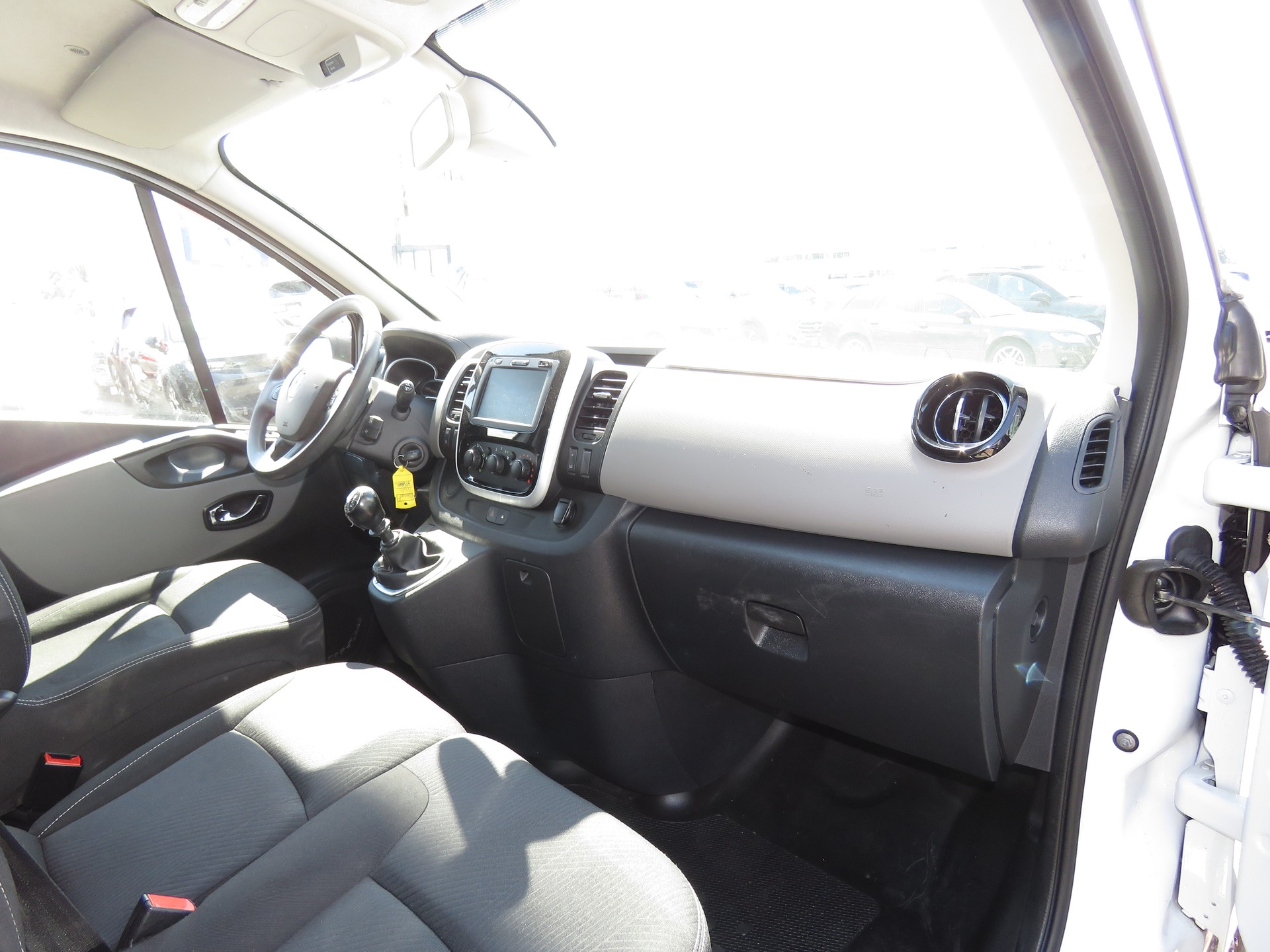 RENAULT Trafic 1.6 dCi 120 2.9t Acces L1H1-image-8