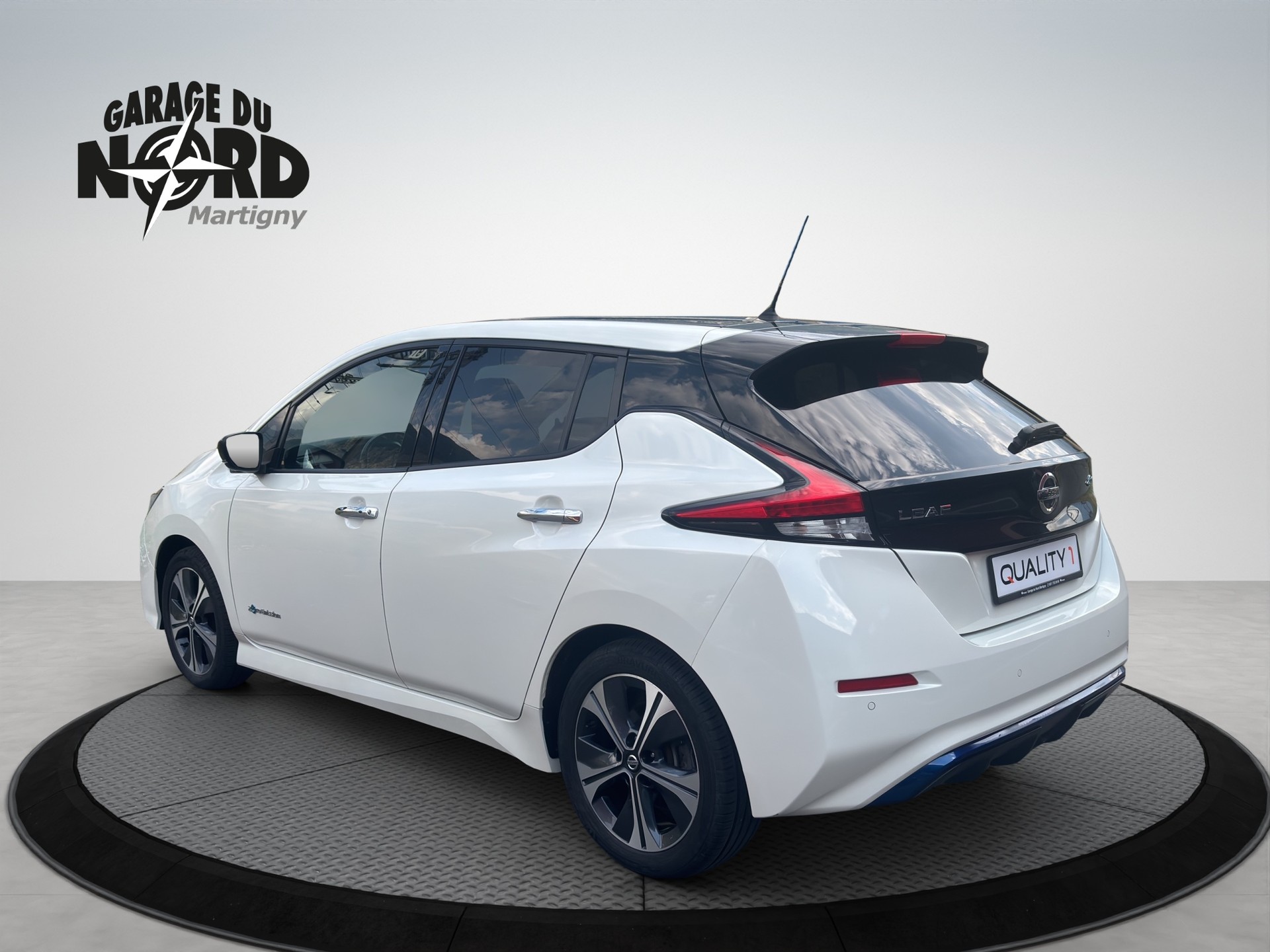 NISSAN Leaf Tekna(incl.battery)-showroom-element-3