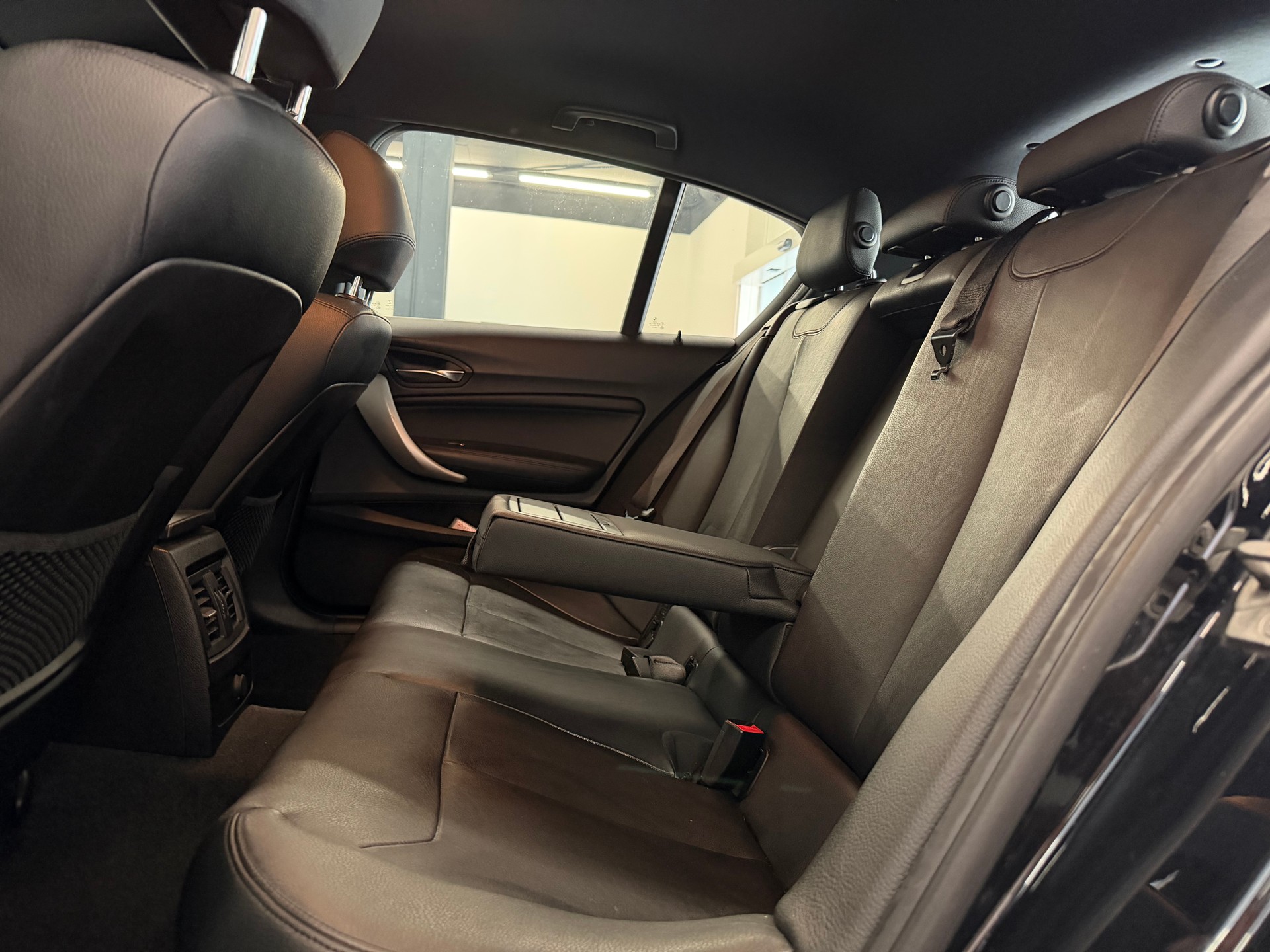 BMW 120d xDrive Sport Line Steptronic-image-20