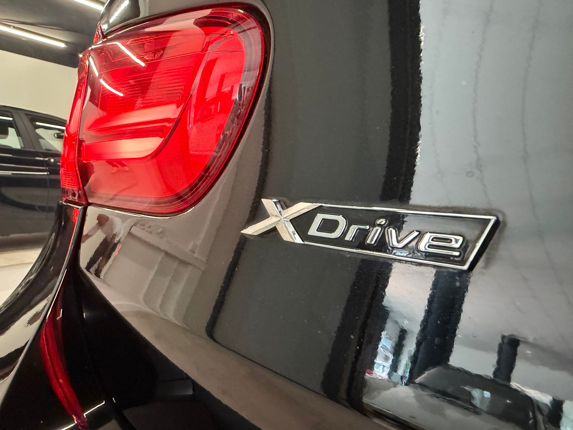 BMW 120d xDrive Sport Line Steptronic-image-17