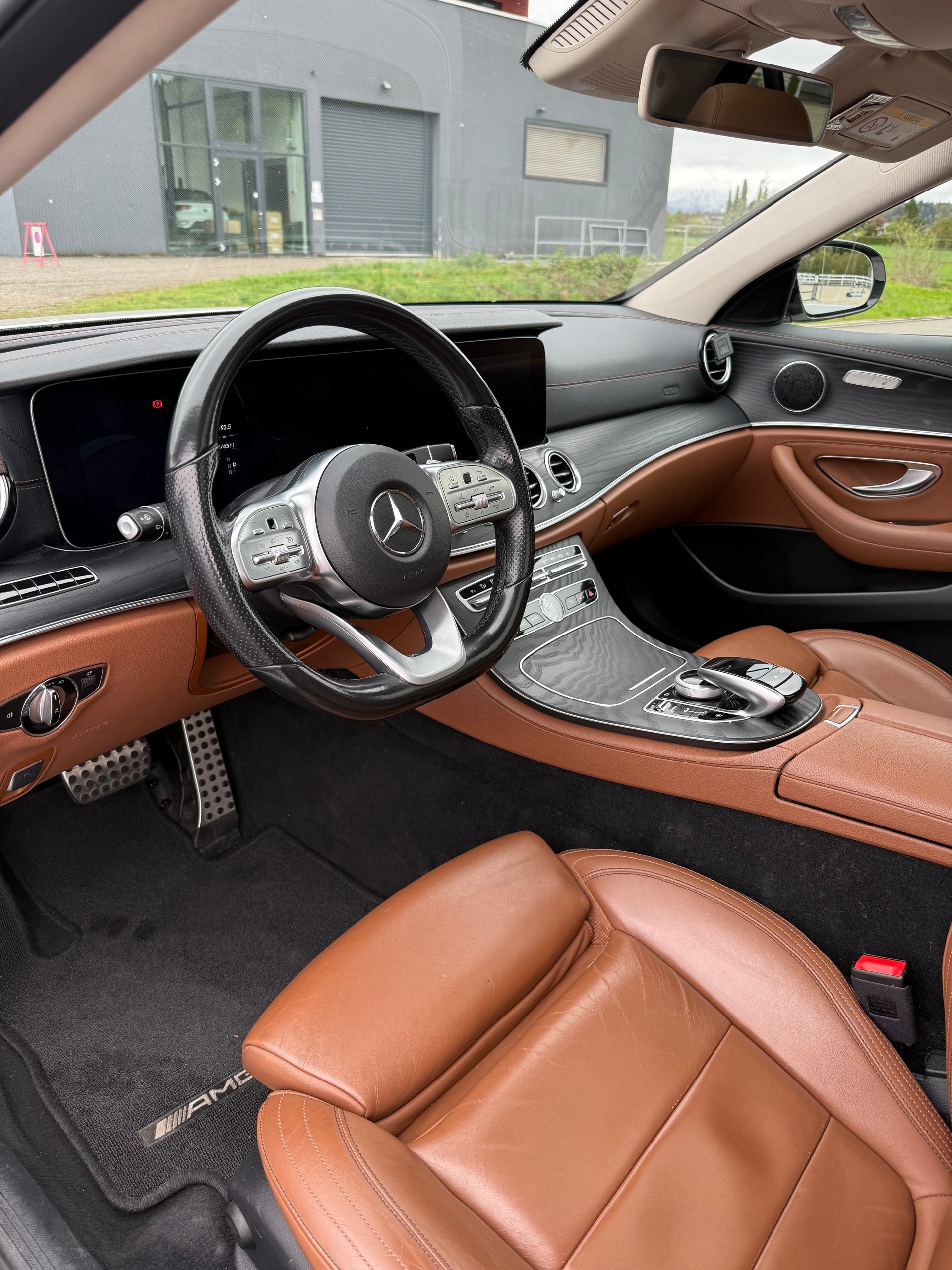 MERCEDES-BENZ E300d Amg Line Facelift-image-3