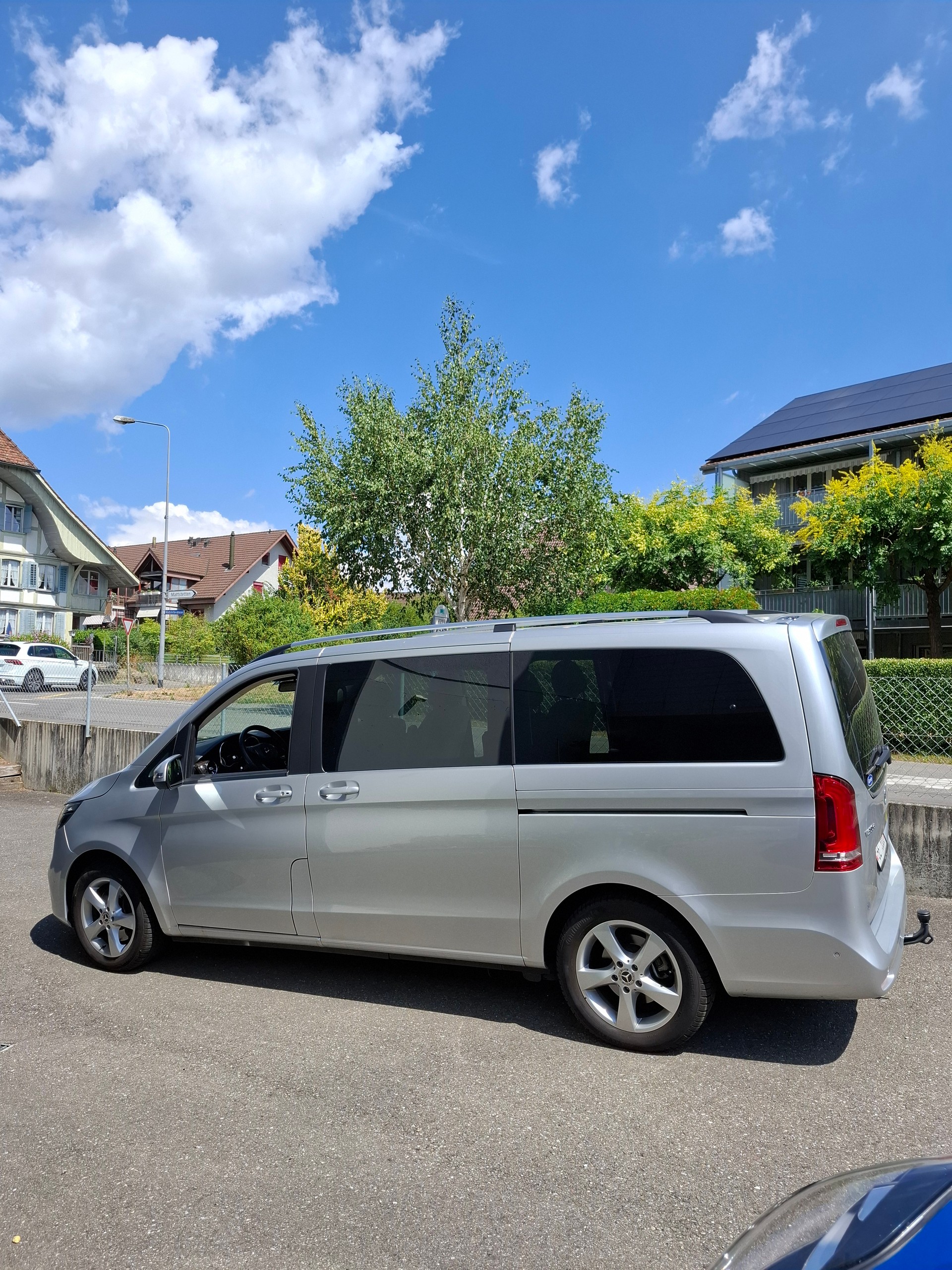 MERCEDES-BENZ V 300 d Avantgarde lang-image-1