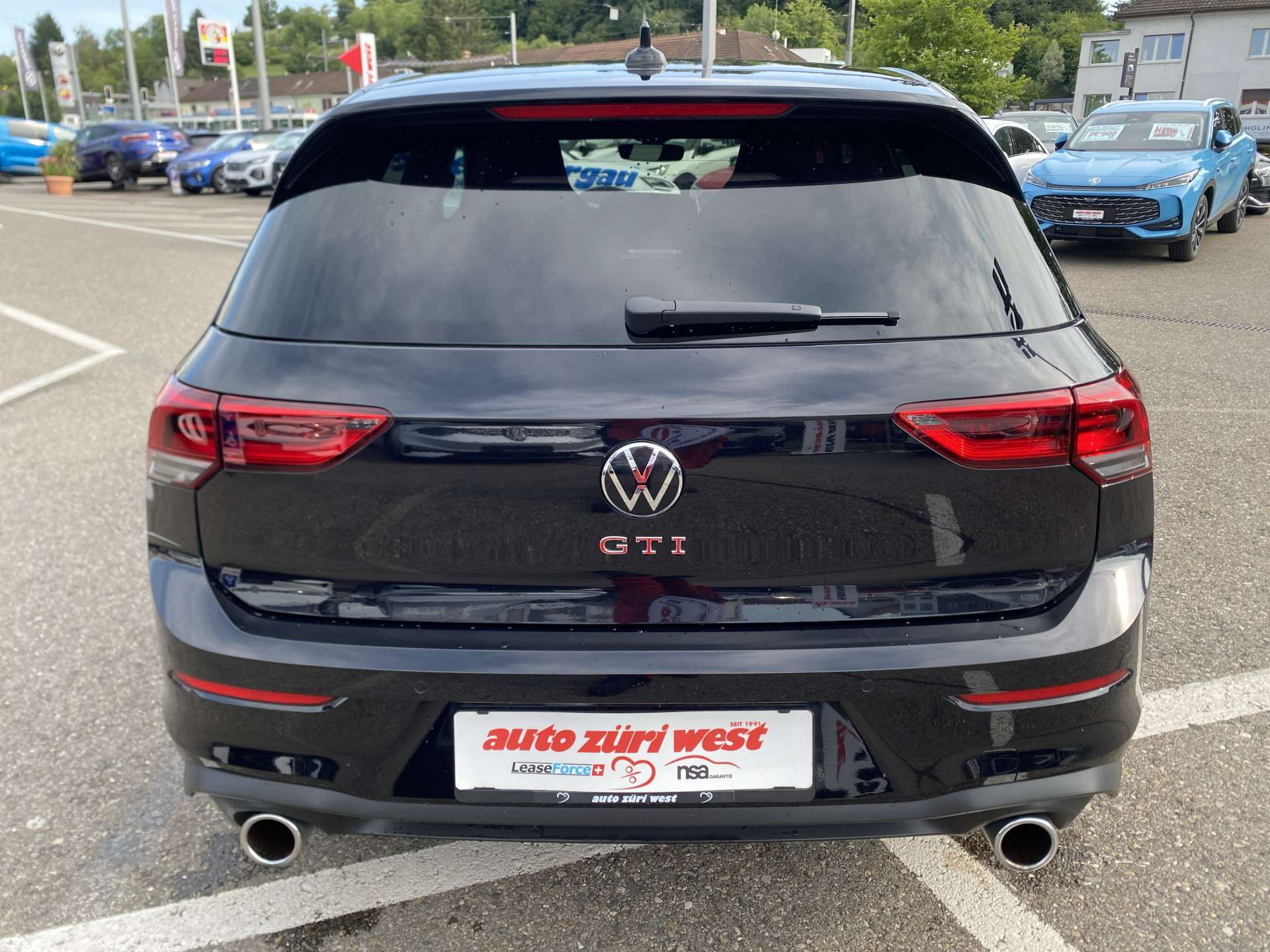 VW Golf 2.0 TSi GTi DSG-Automat 245PS-image-12