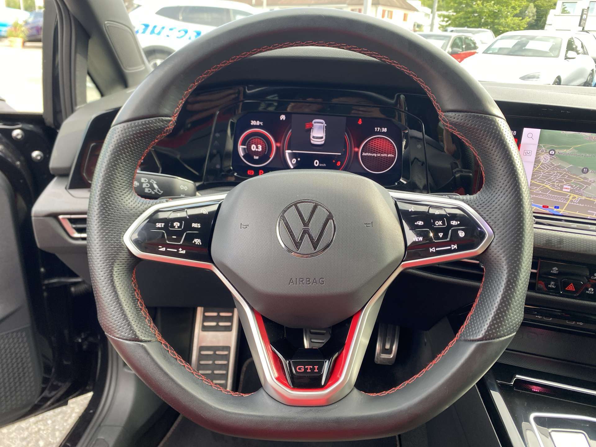 VW Golf 2.0 TSi GTi DSG-Automat 245PS-image-13