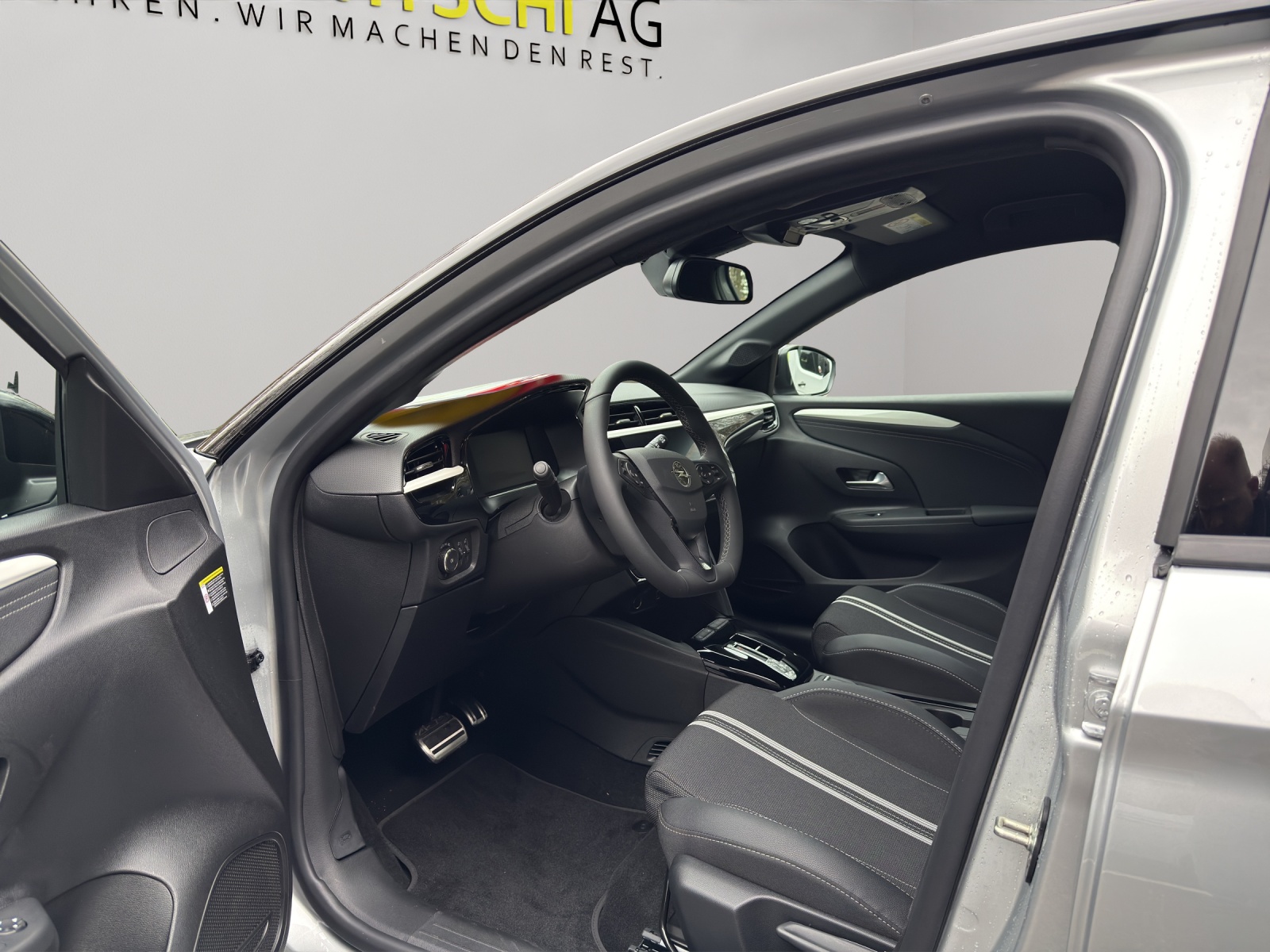 OPEL Corsa F 1.2 Turbo Hybrid VIVA-image-12