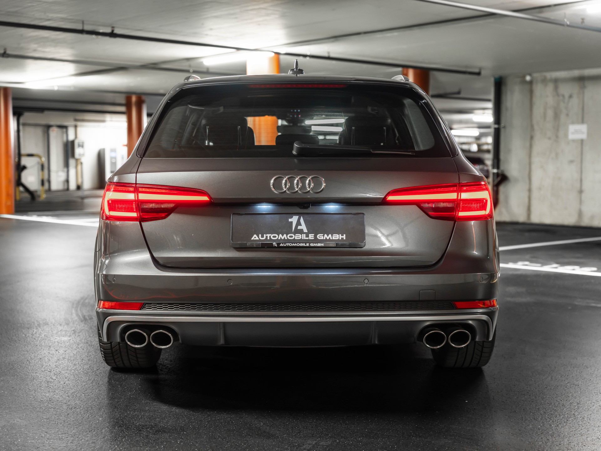 AUDI S4 Avant 3.0 TFSI quattro tiptronic AUDI EXCLUSIVE-image-7