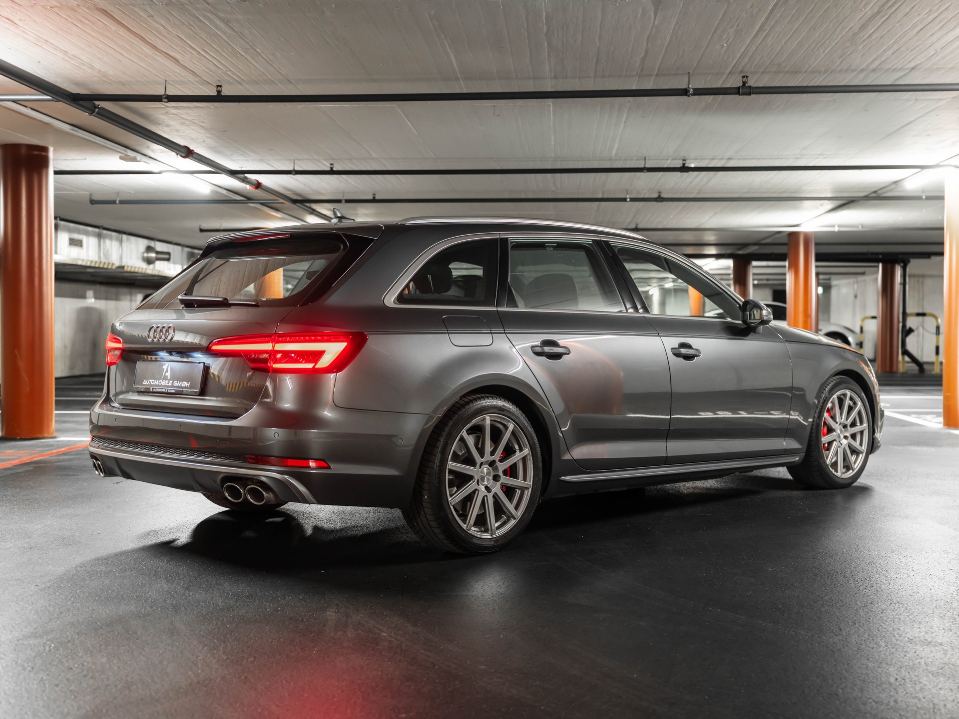 AUDI S4 Avant 3.0 TFSI quattro tiptronic AUDI EXCLUSIVE-image-9