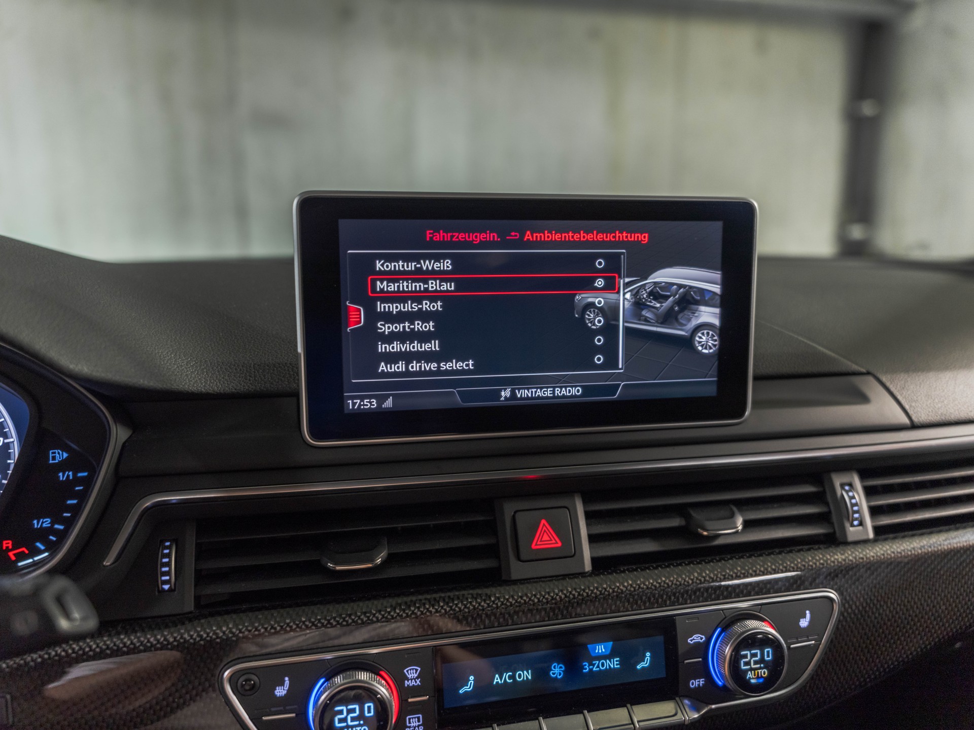 AUDI S4 Avant 3.0 TFSI quattro tiptronic AUDI EXCLUSIVE-image-18